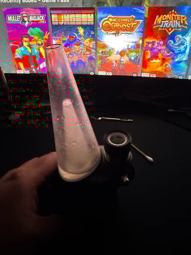 Preview pic of Puffco peak pro