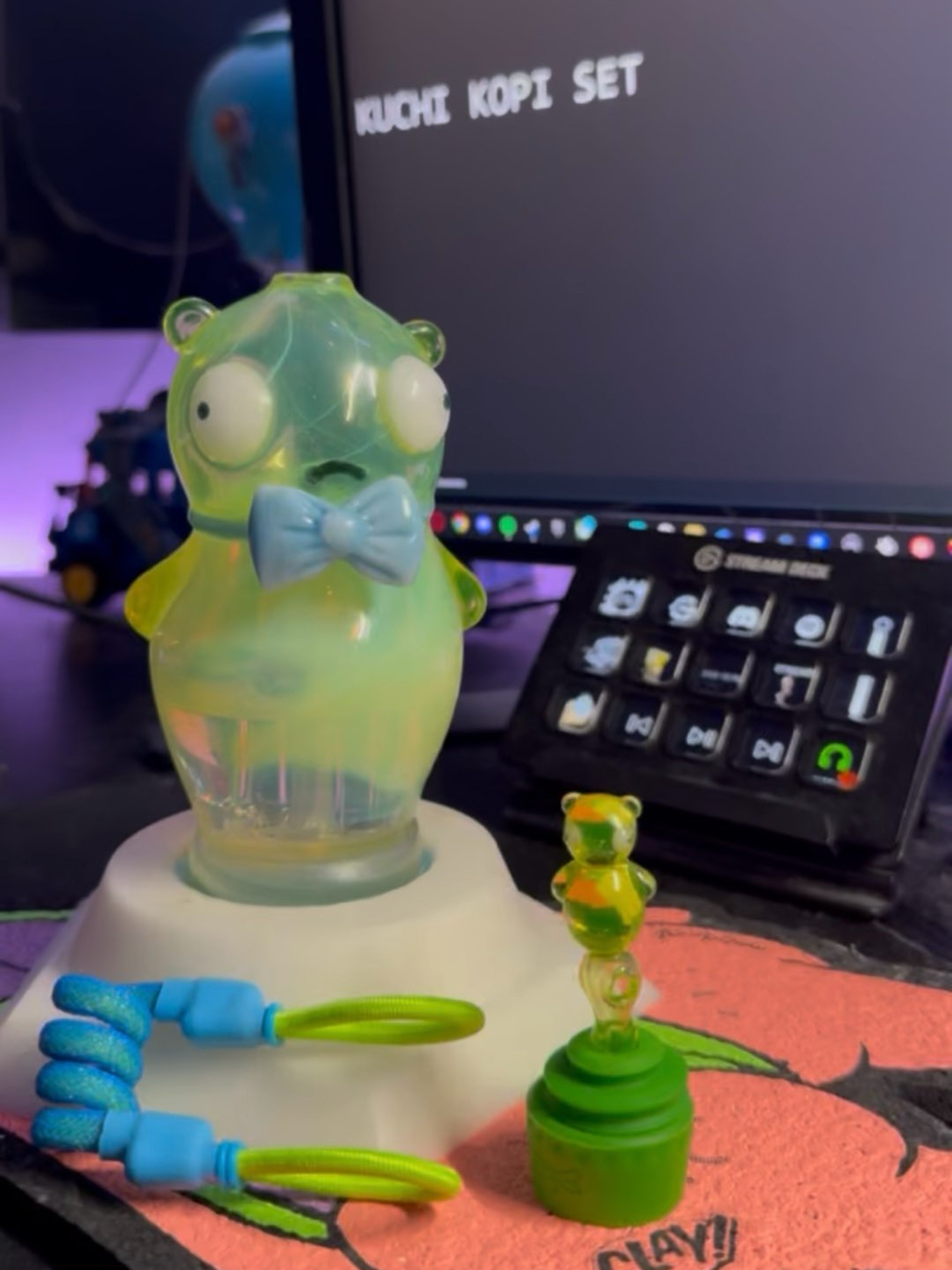 Preview pic of UV Puffco Bundle