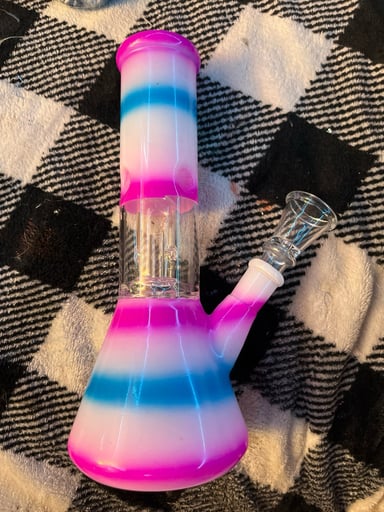 Preview pic of New bong just got it today for 420