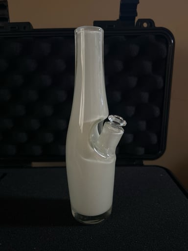 Preview pic of MC’s Glass sake bottle rig