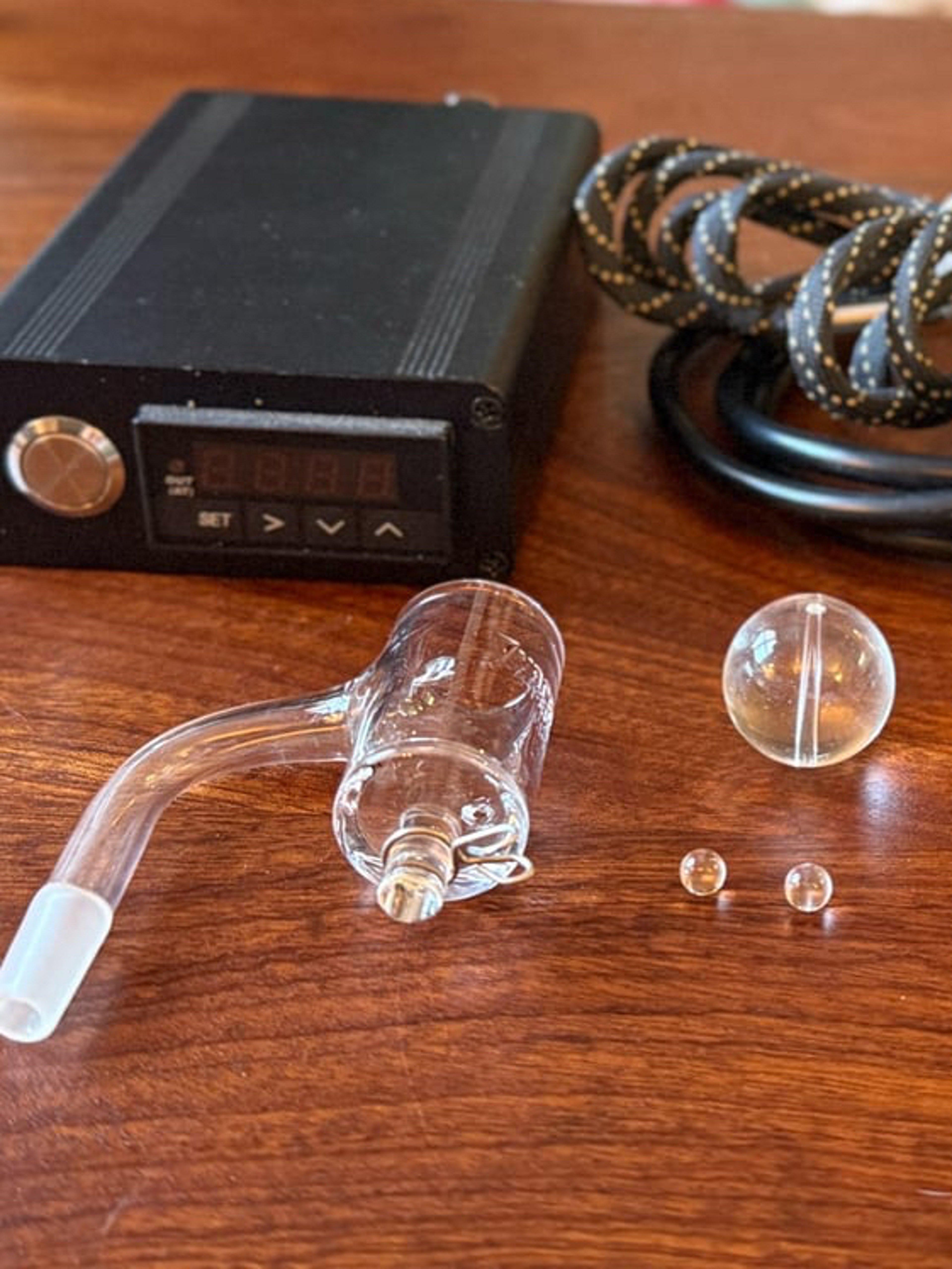 Preview pic of Quartz enail set