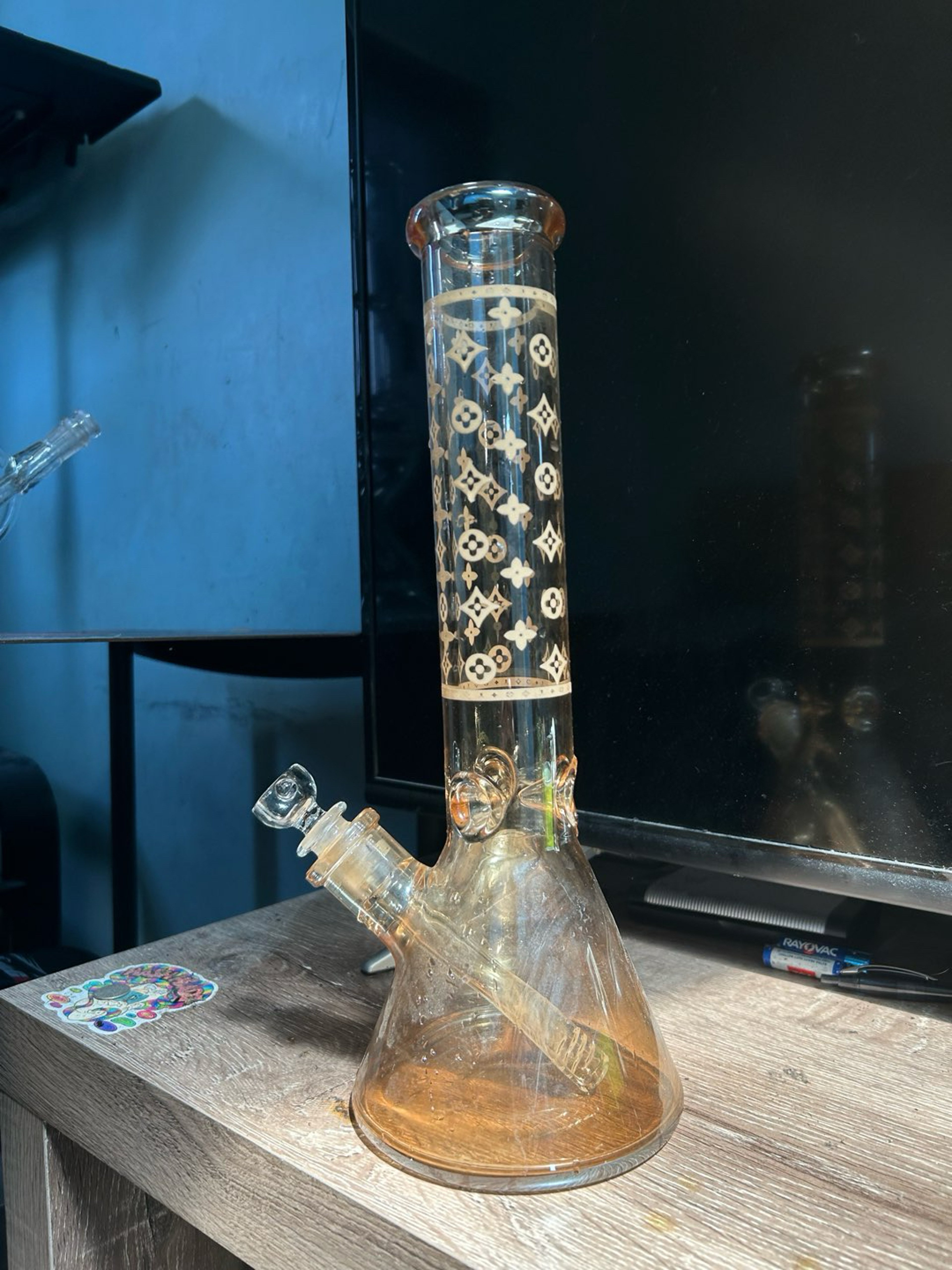 Preview pic of Louis Vuitton Beaker Bong