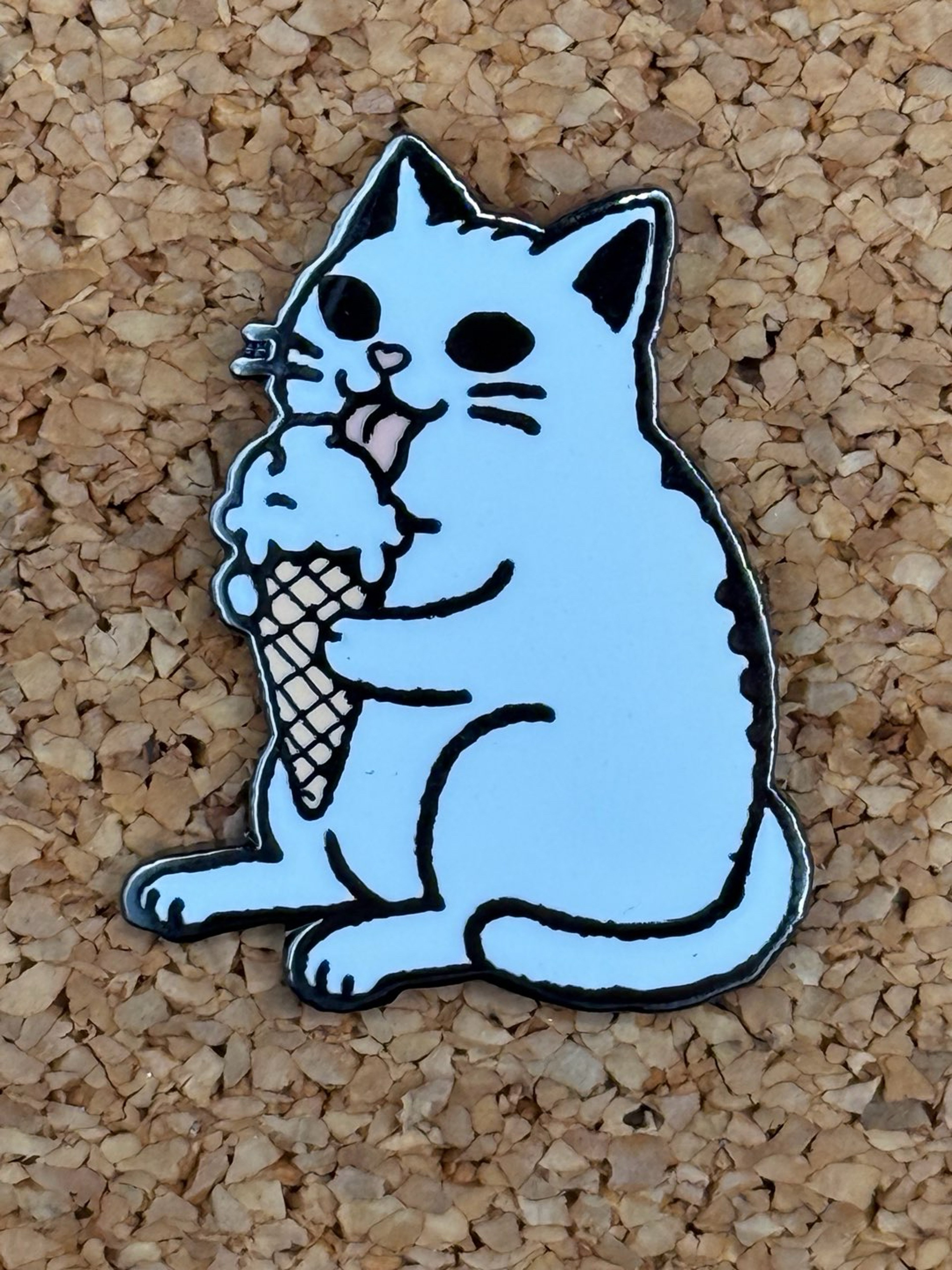Preview pic of Ice cream kitty pin