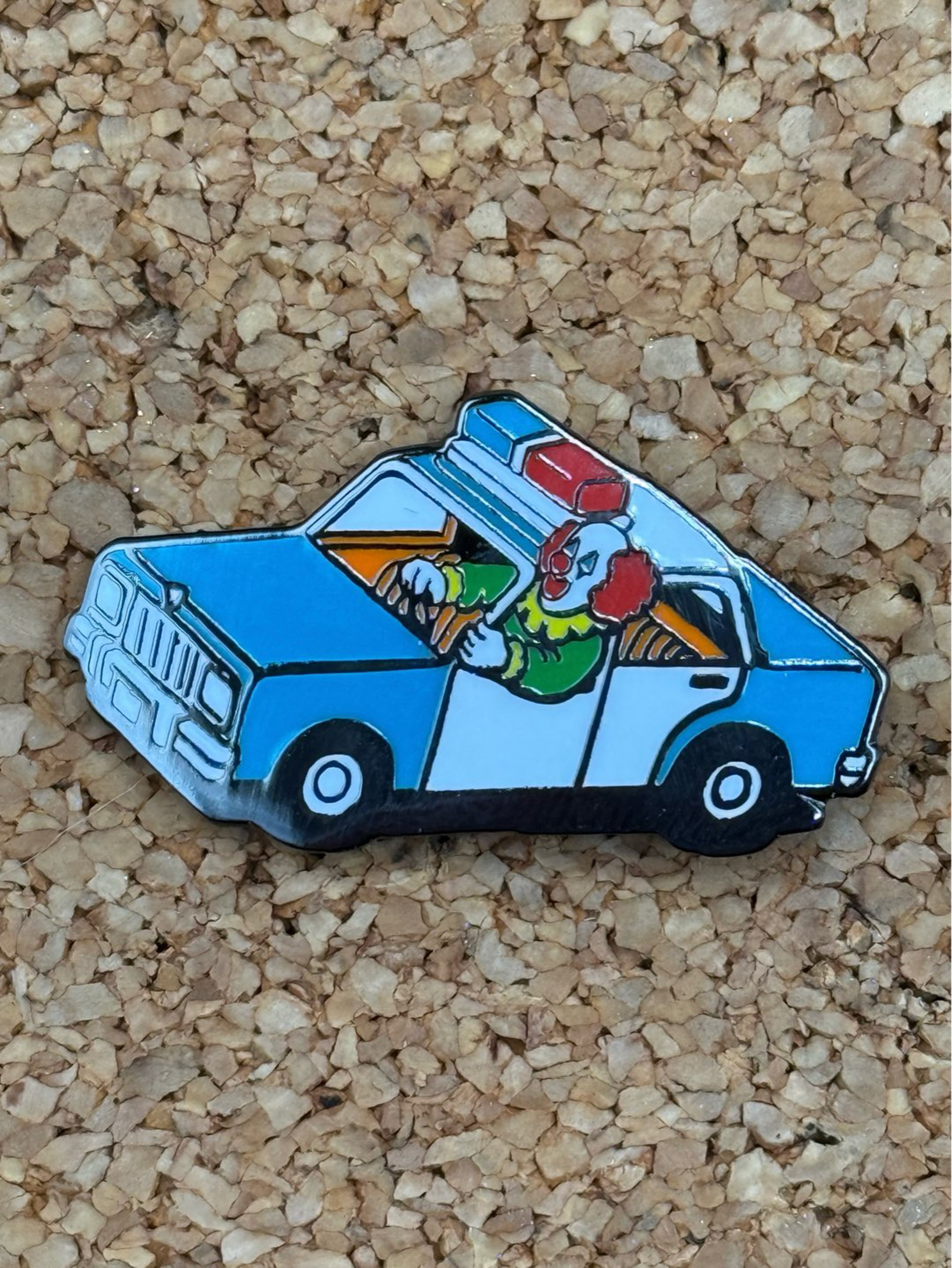 Preview pic of Clown cop pin