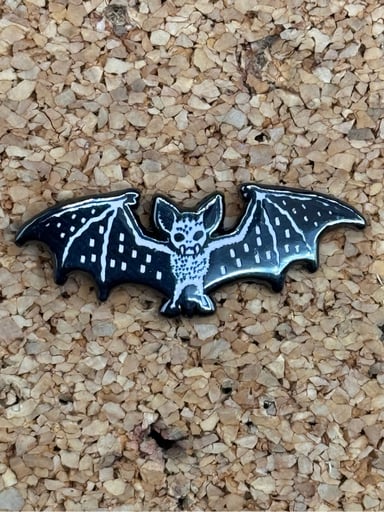 Preview pic of Bat pin