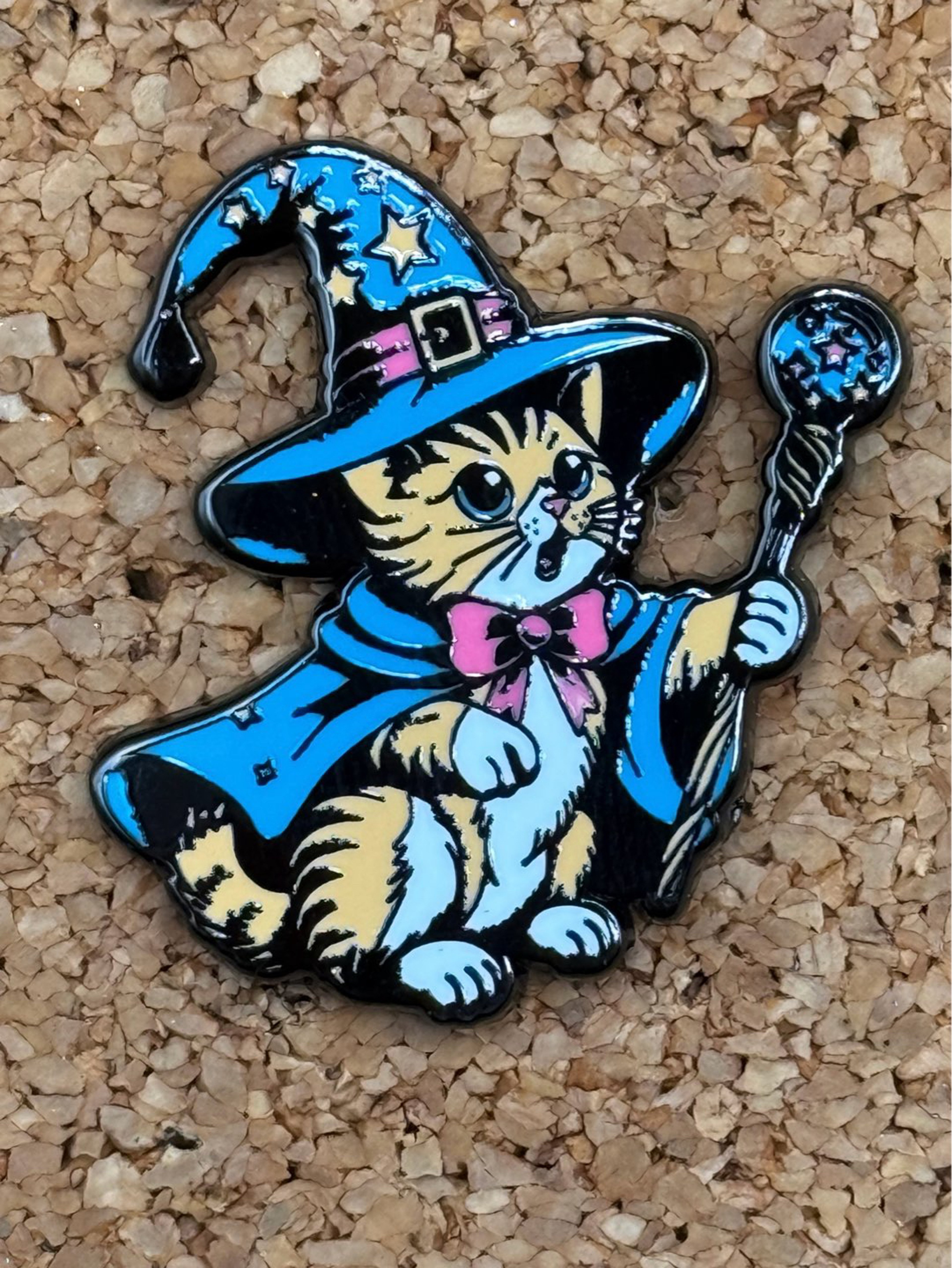 Preview pic of Mage cat pin