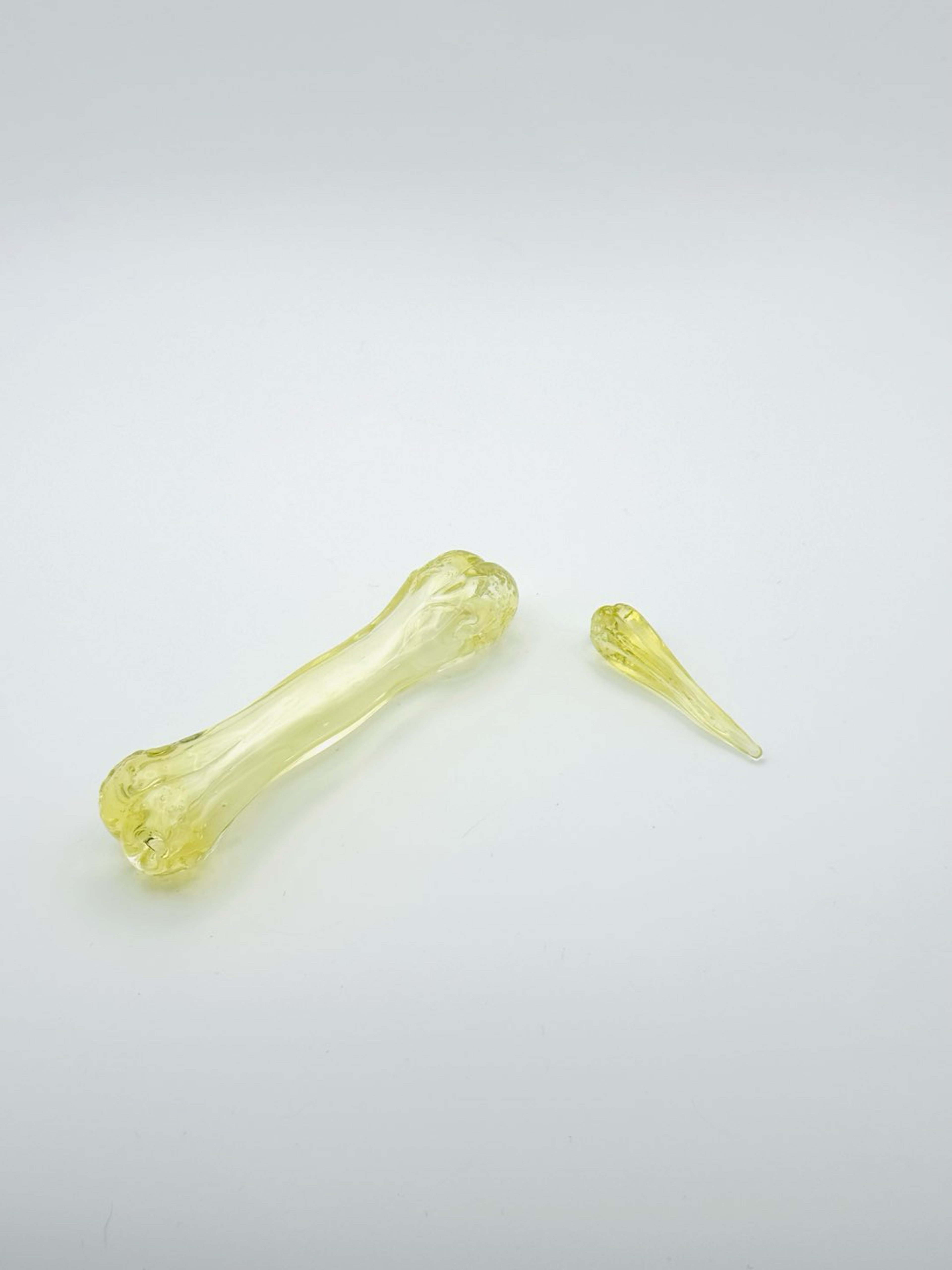 Preview pic of Bone pipe and poker