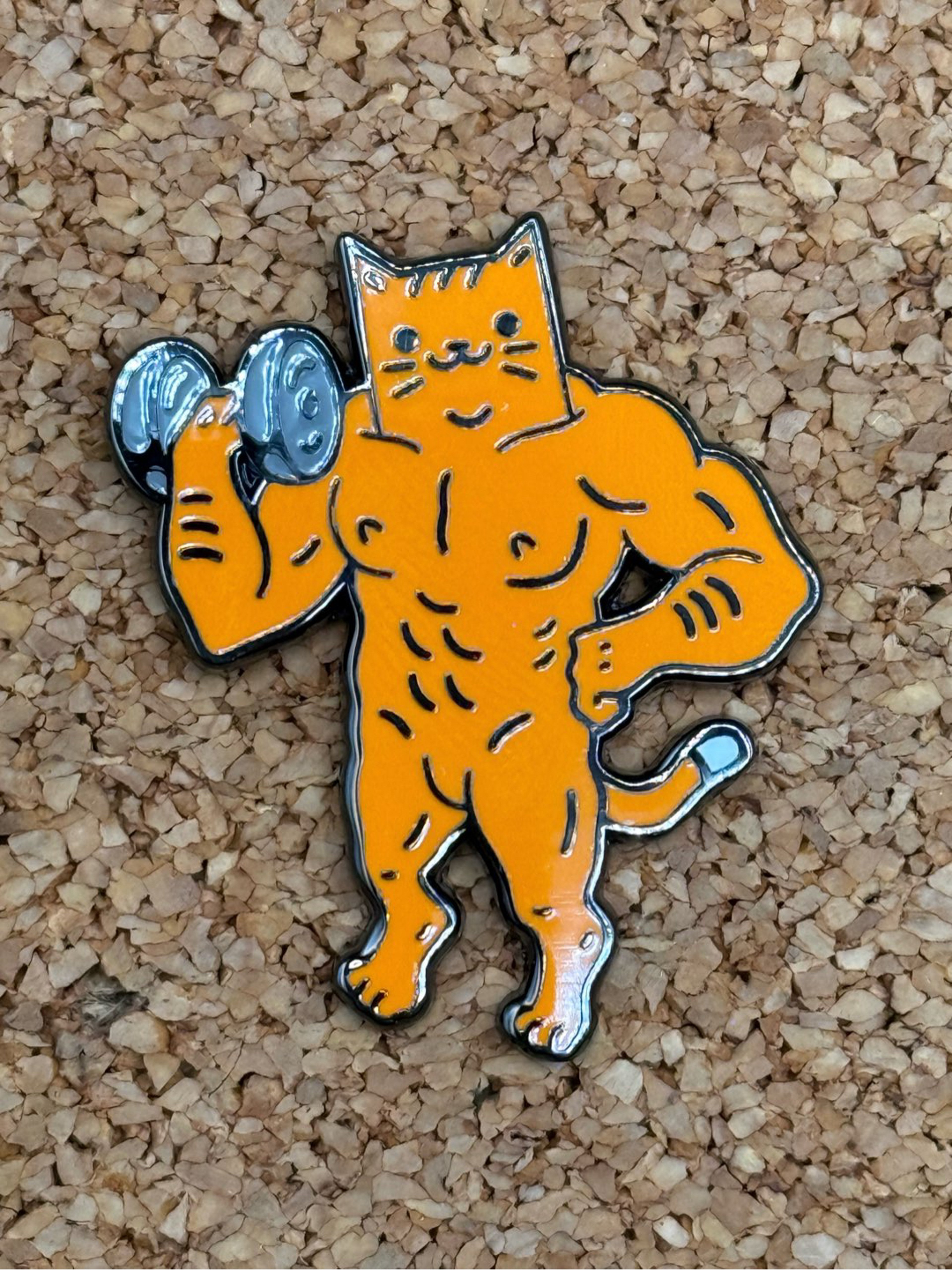 Preview pic of Buff cat pin