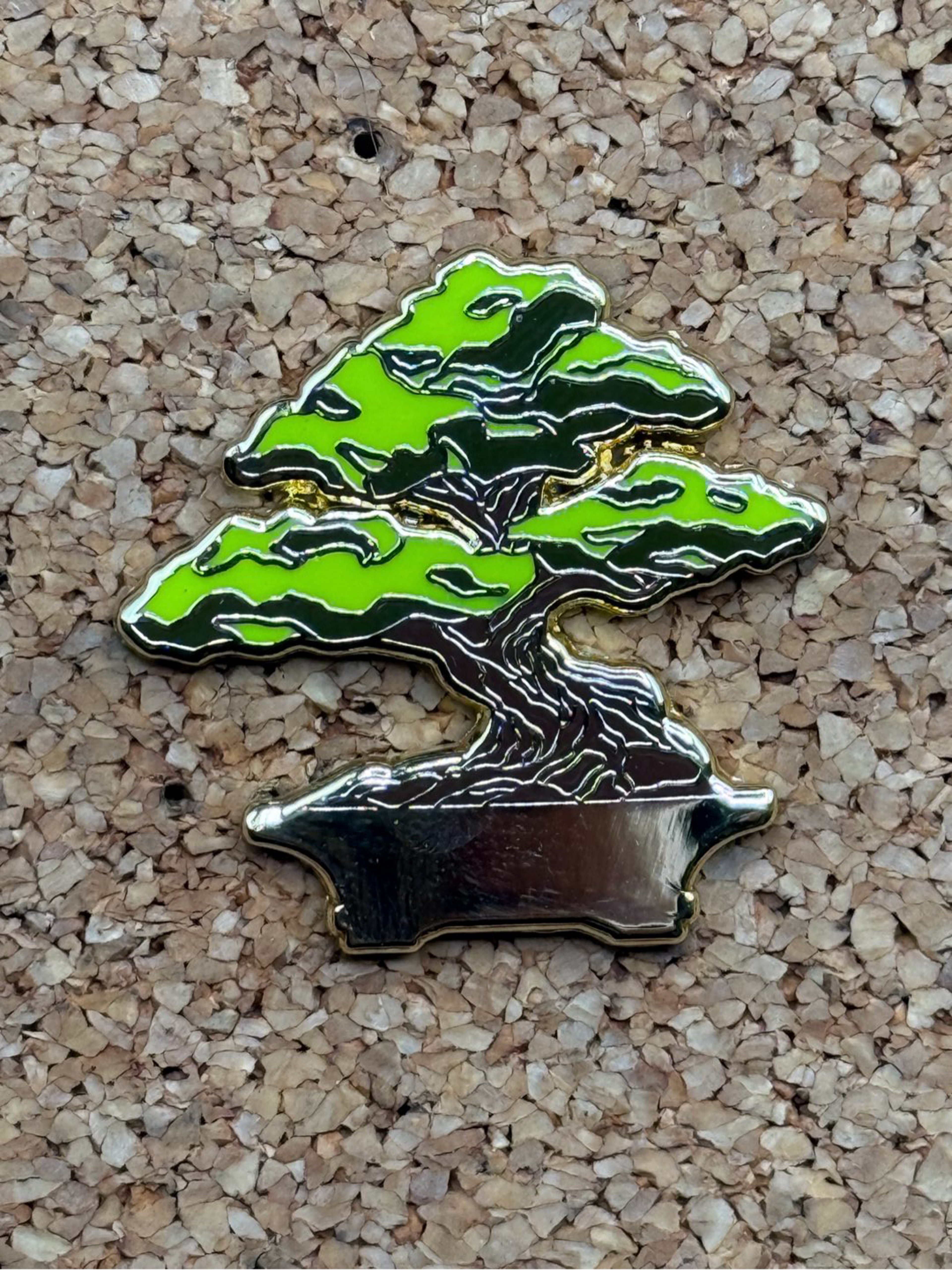 Preview pic of Bonsai tree pin
