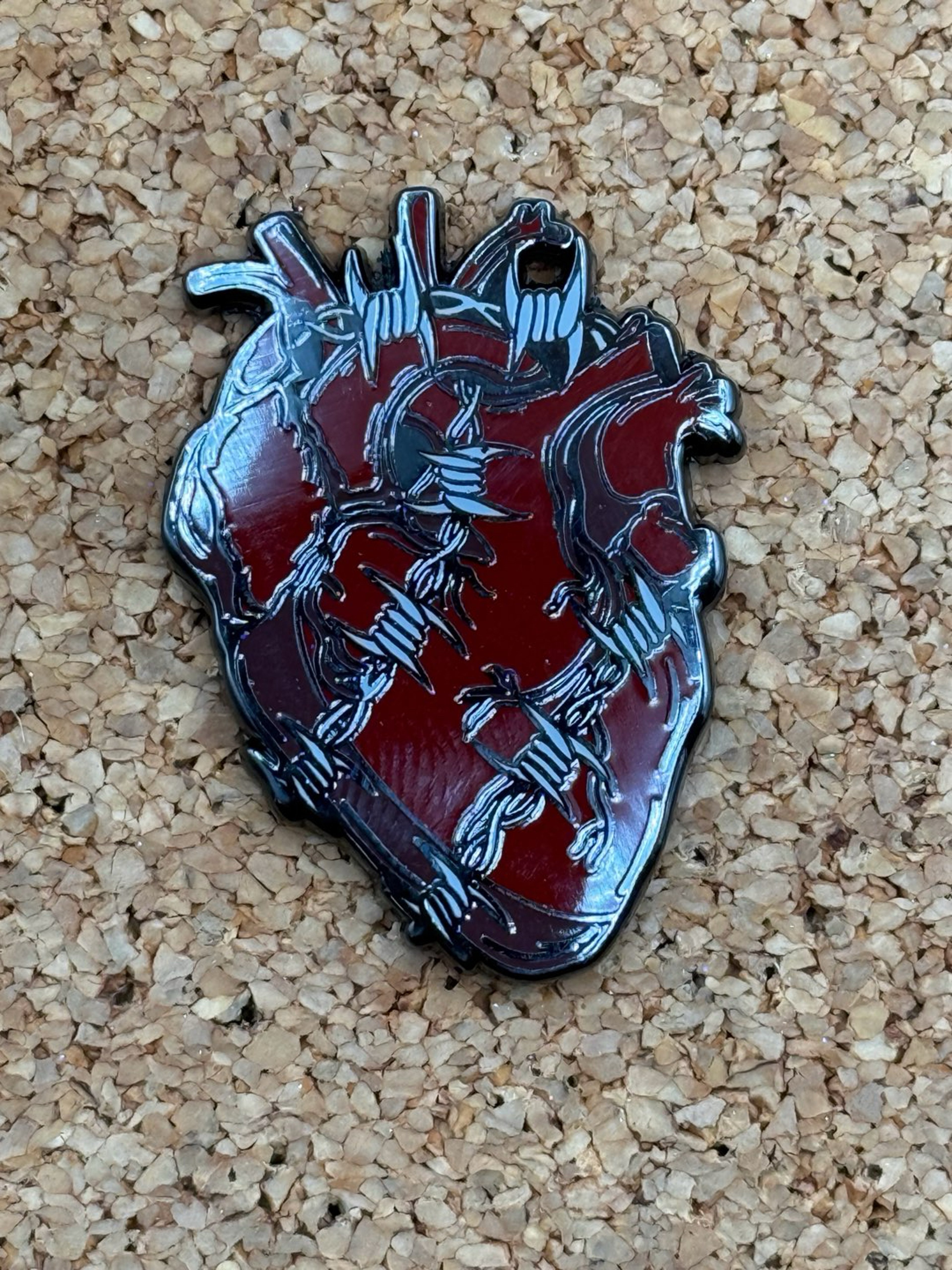 Preview pic of Barbed wire heart pin