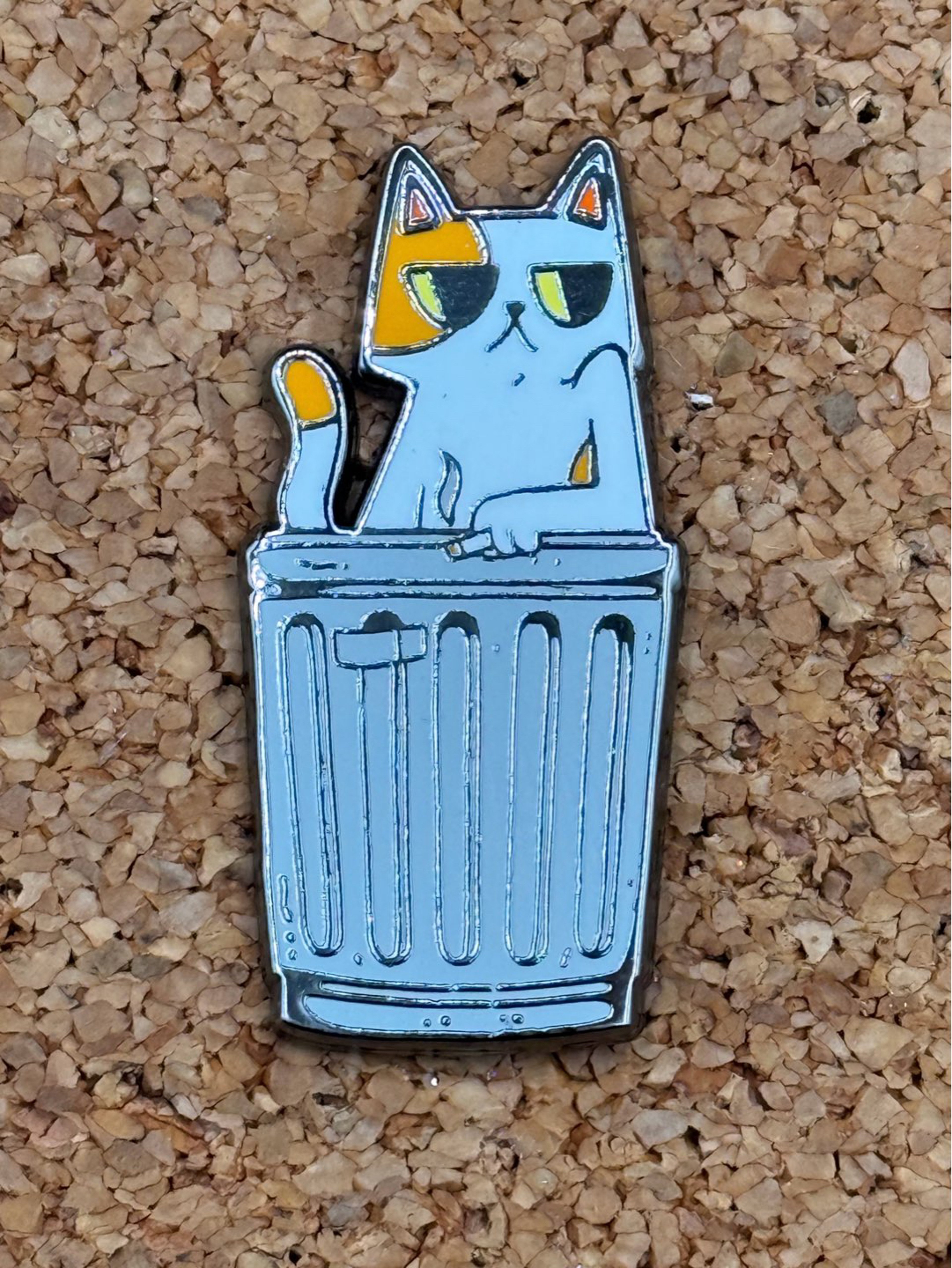 Preview pic of Litter box legend pin