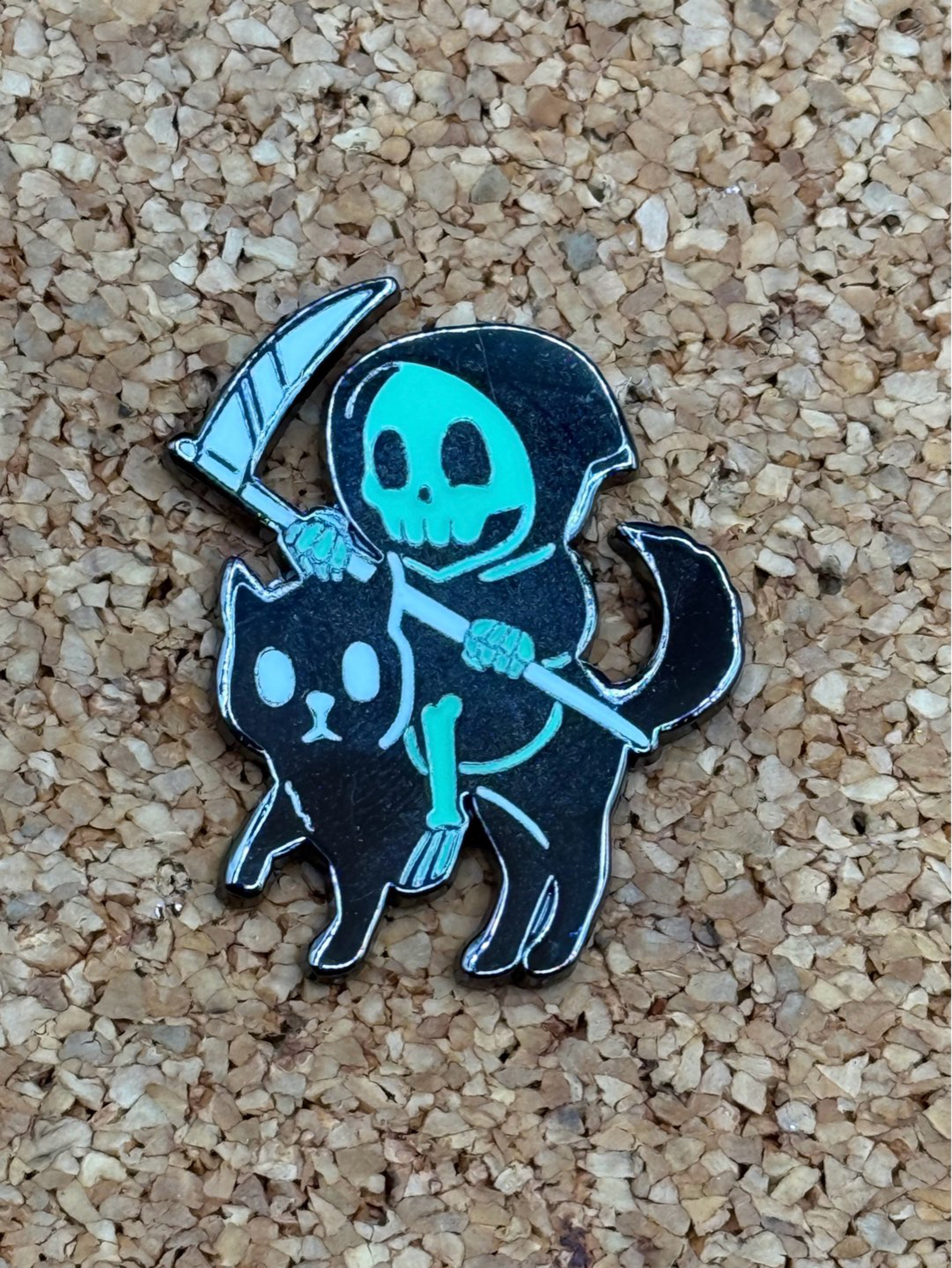 Preview pic of Reaper cat pin