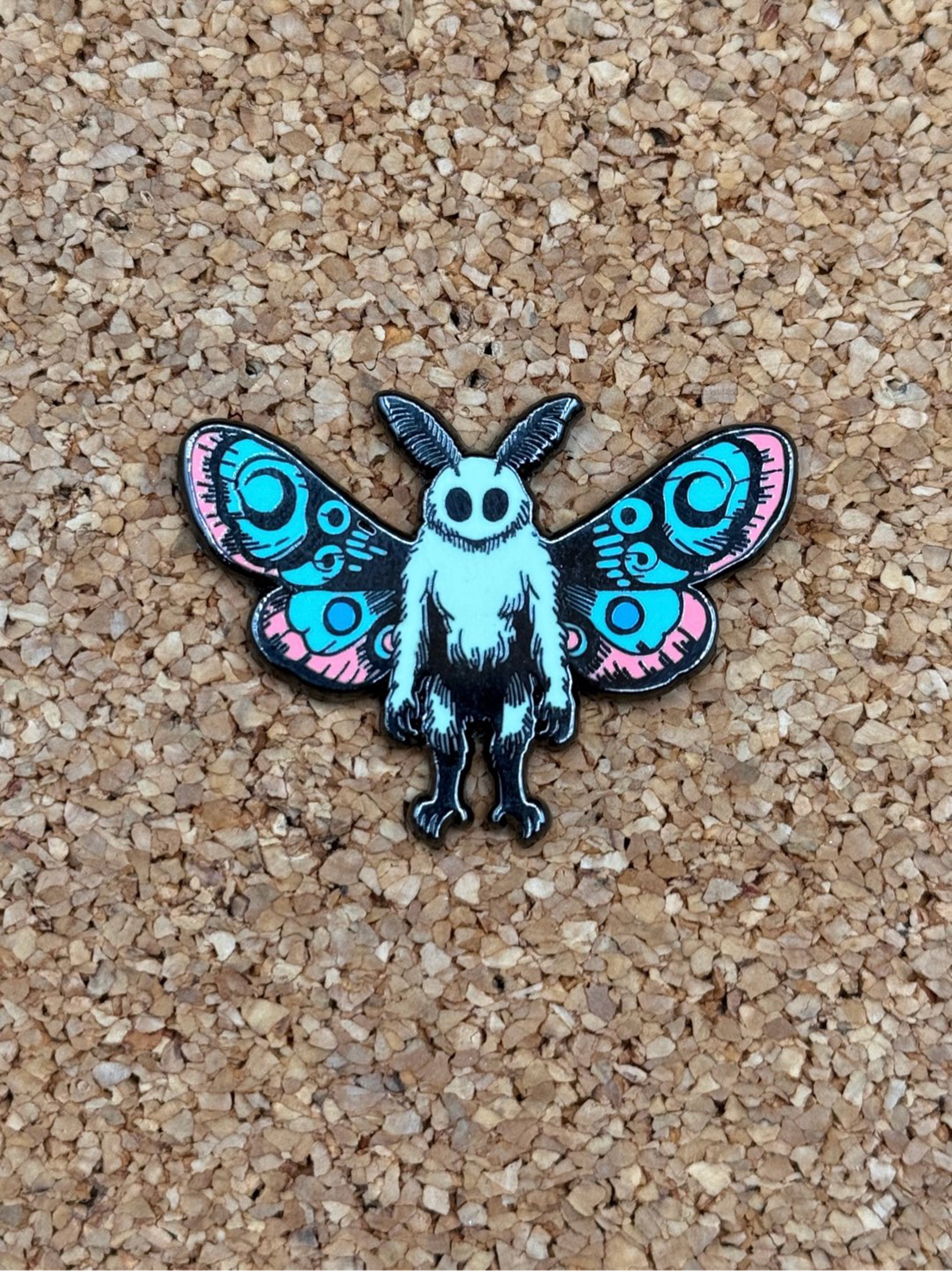 Mothman pin image 0