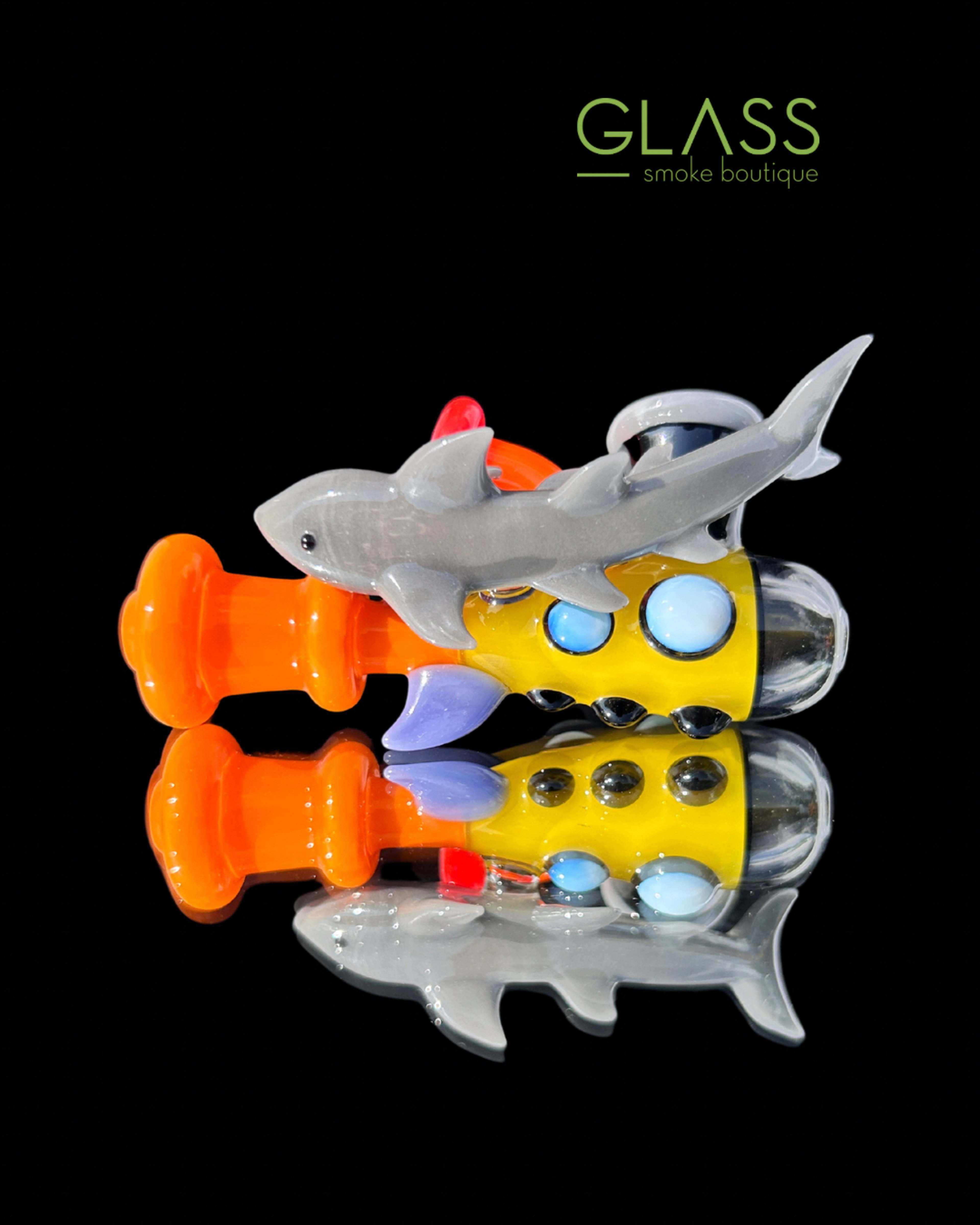 Preview pic of Yellow Submarine Pipe with Shark