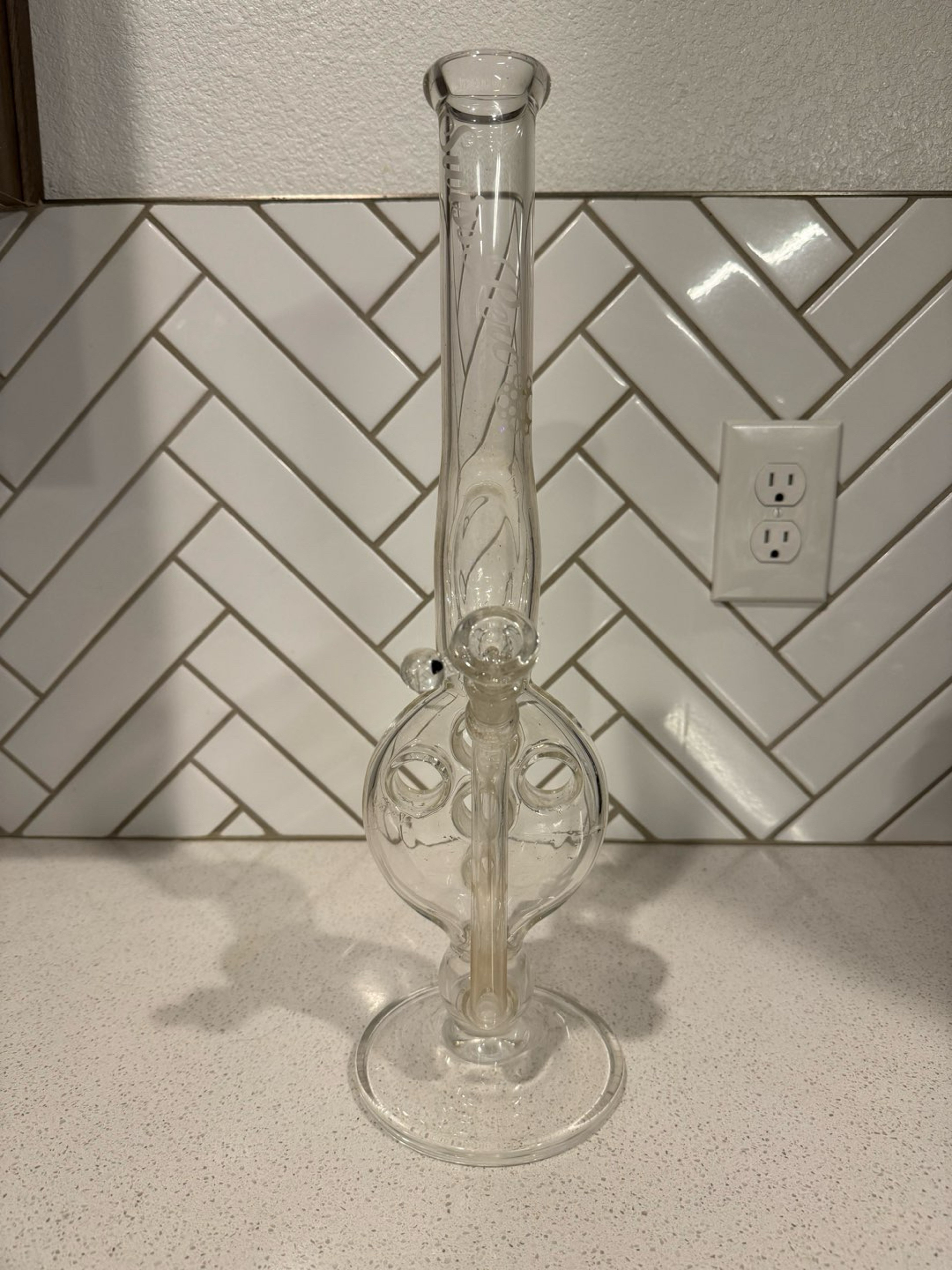 Preview pic of Swiss Perc full size bong