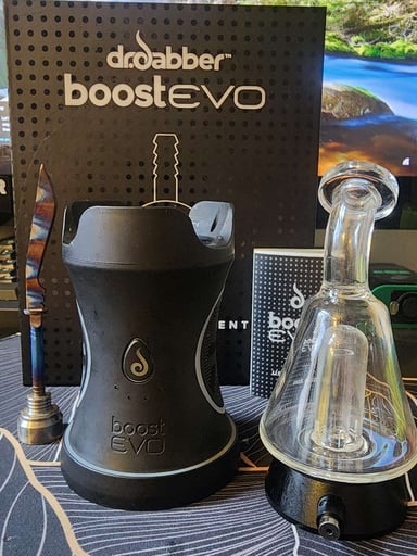 Preview pic of Dr Dabber Boost Evo kit