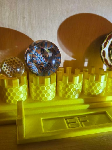 Preview pic of Marble stand for 5 marbles