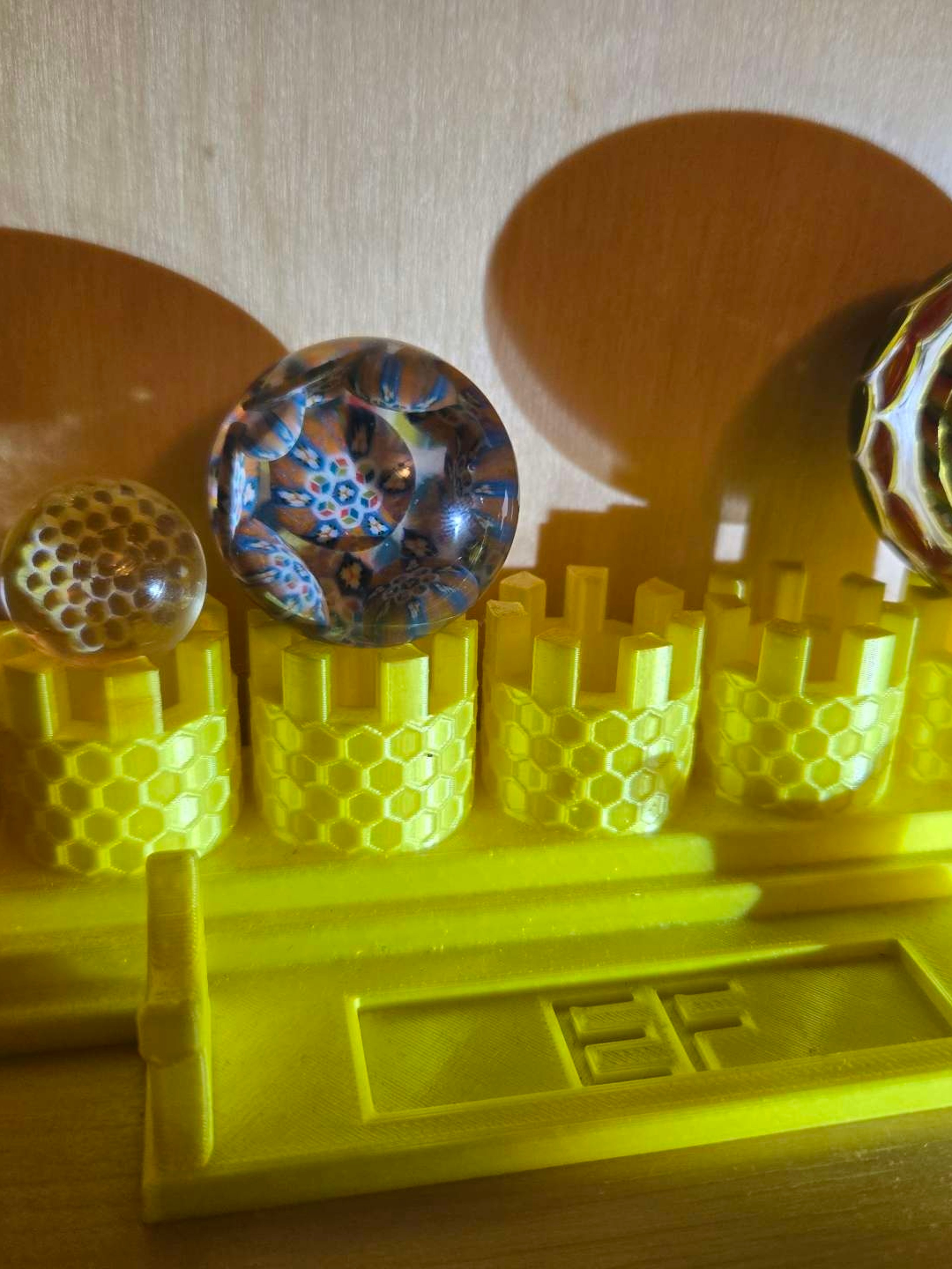 Preview pic of Marble stand for 5 marbles
