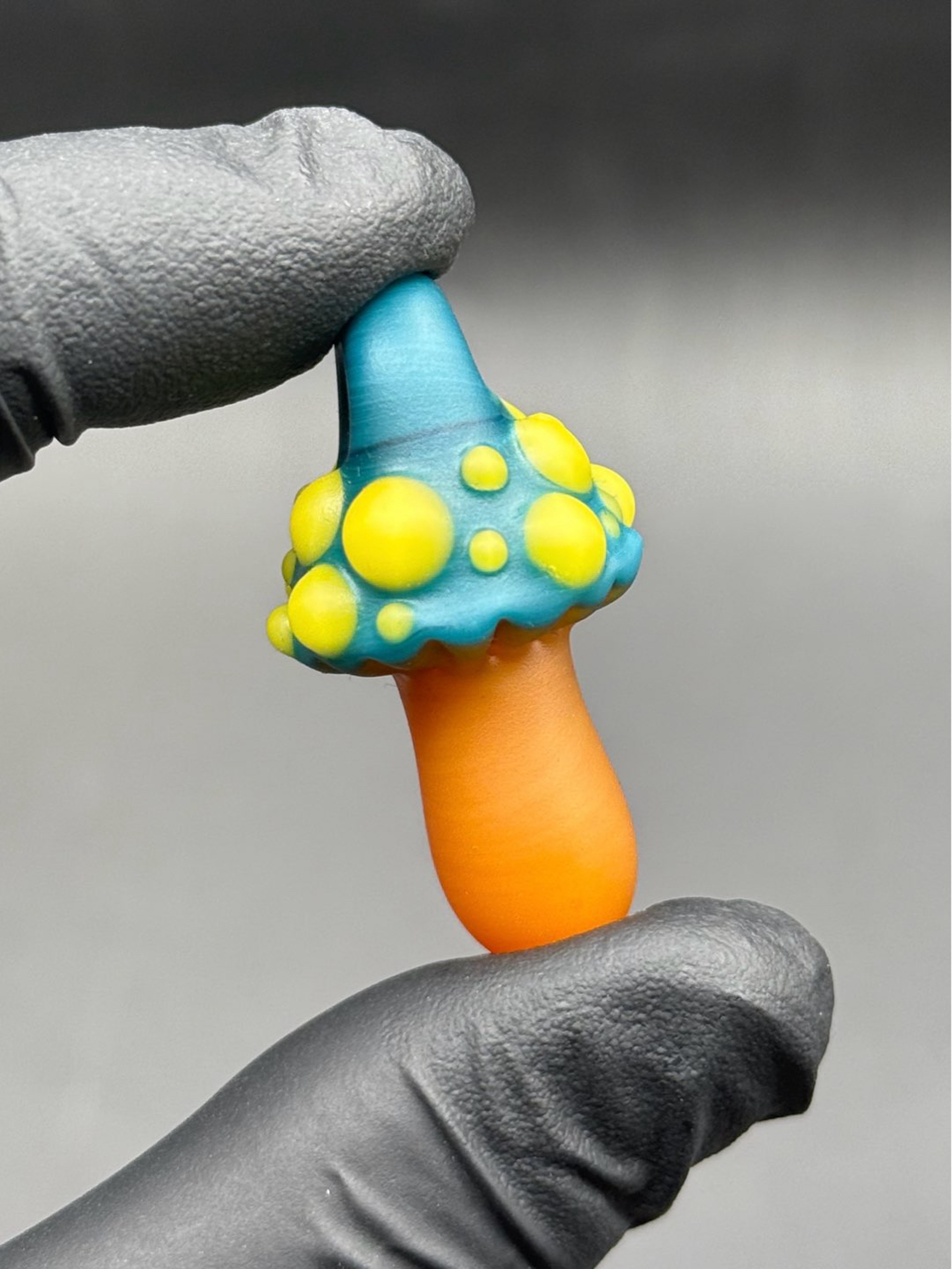 Preview pic of Mushroom pendant