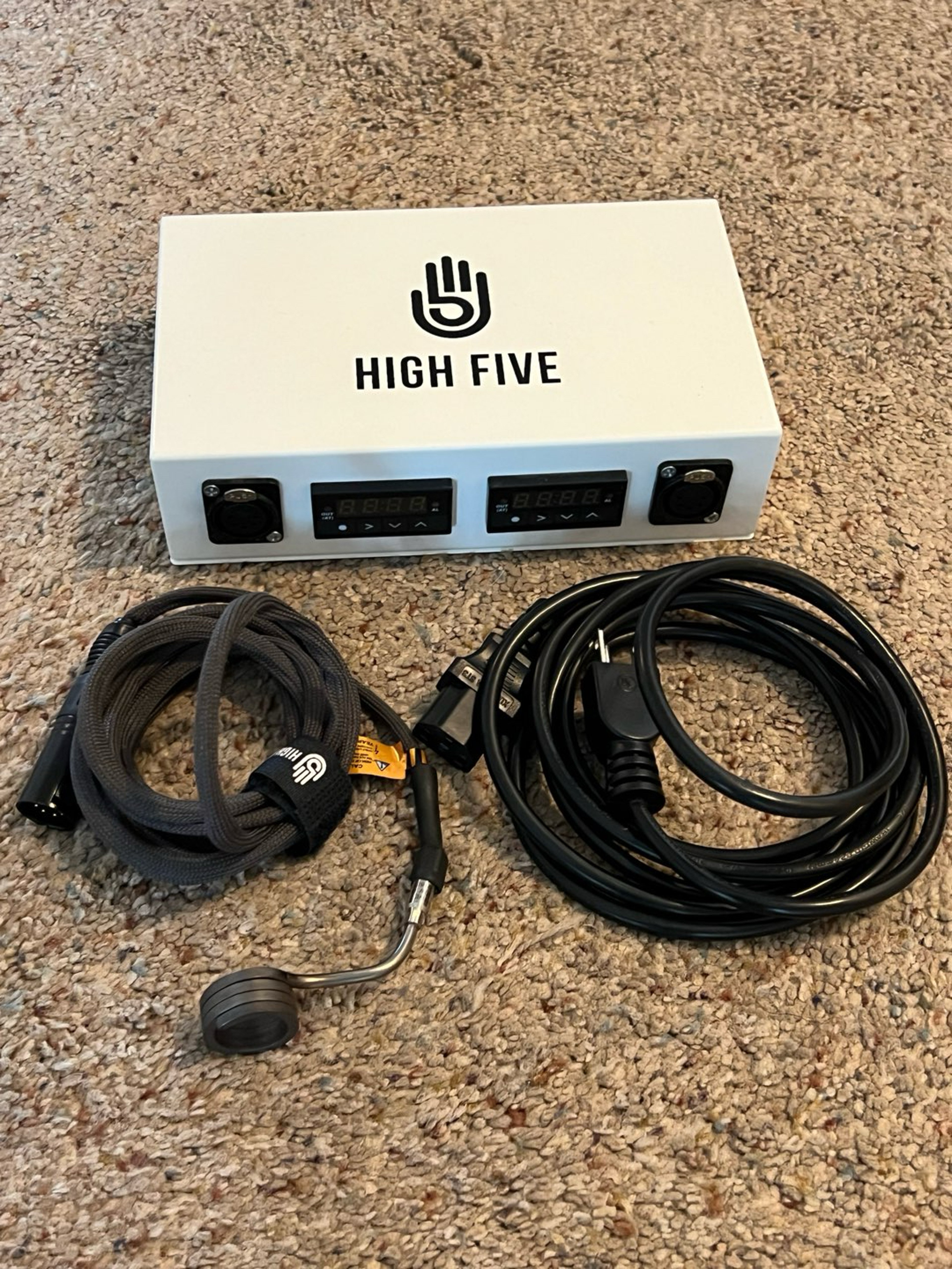 Preview pic of High Five dual enail