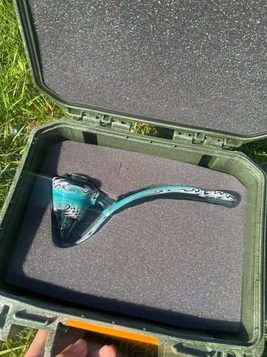 Preview pic of Blue Wig Wag Sherlock Bubbler