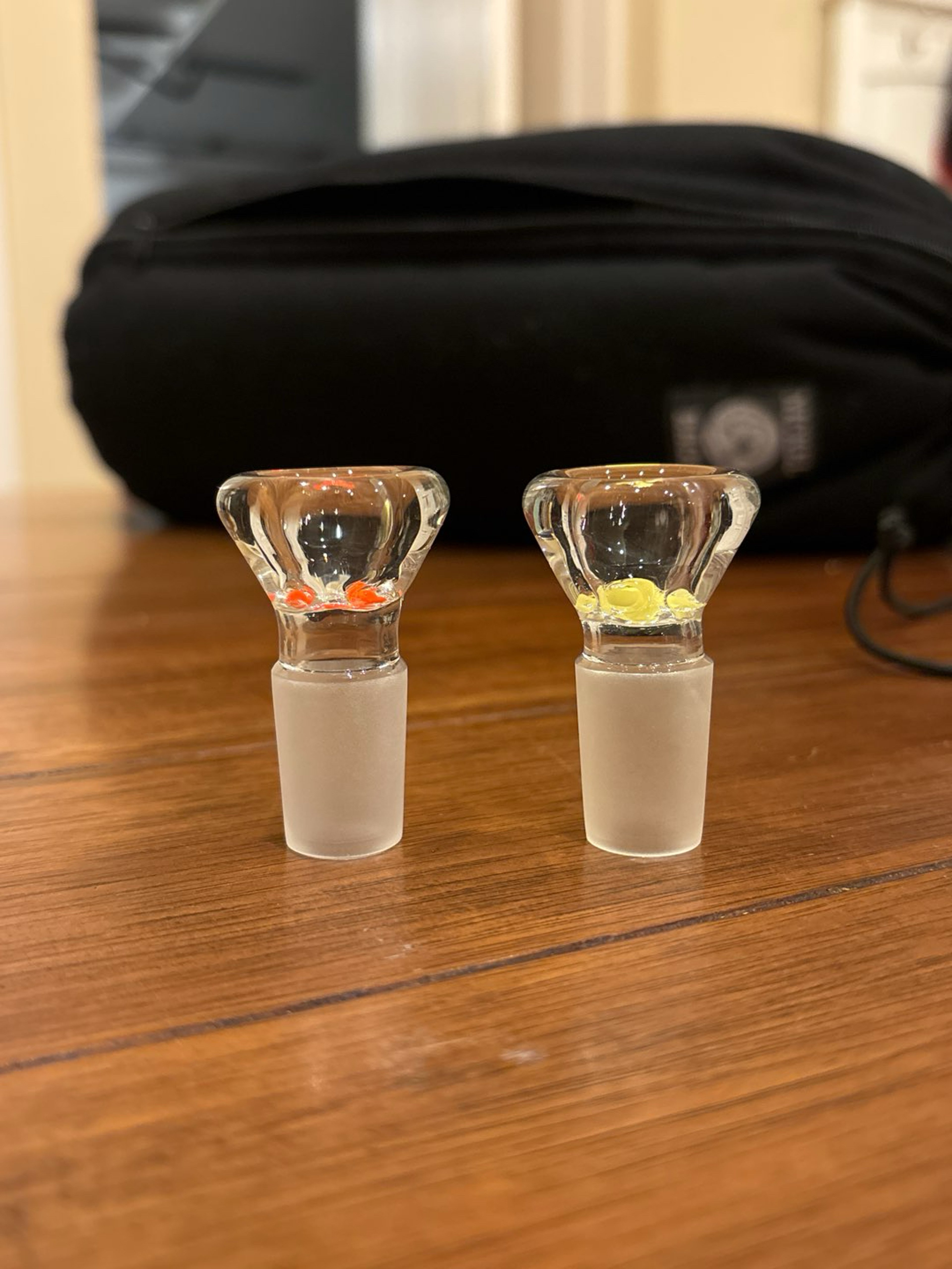 Preview pic of Canary and Poppy 4 hole slides