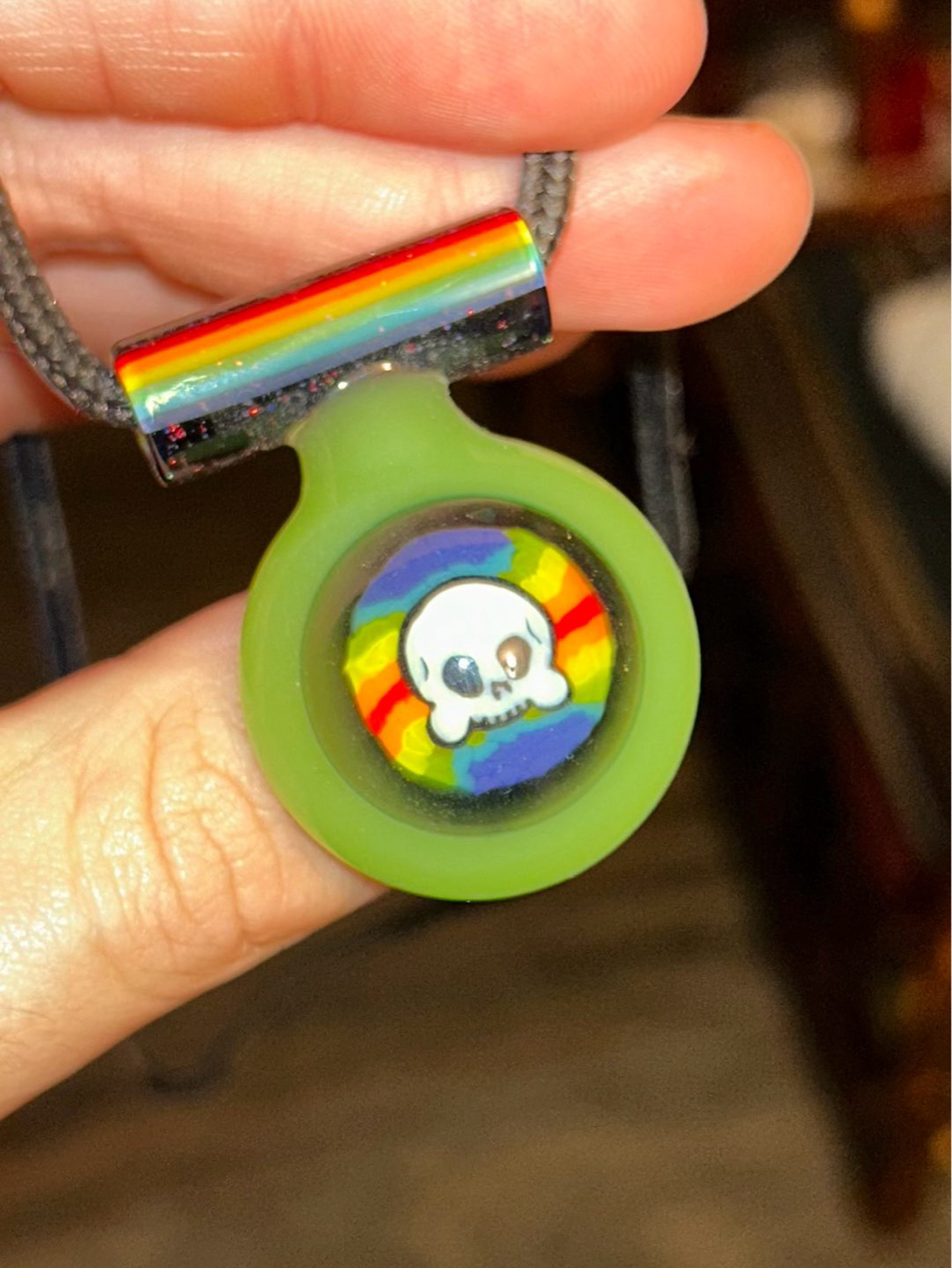 Preview pic of Hendy Glass Pendant