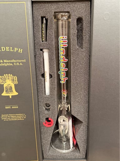 Preview pic of Illadelph Rasta Tall Straight Tube Bong