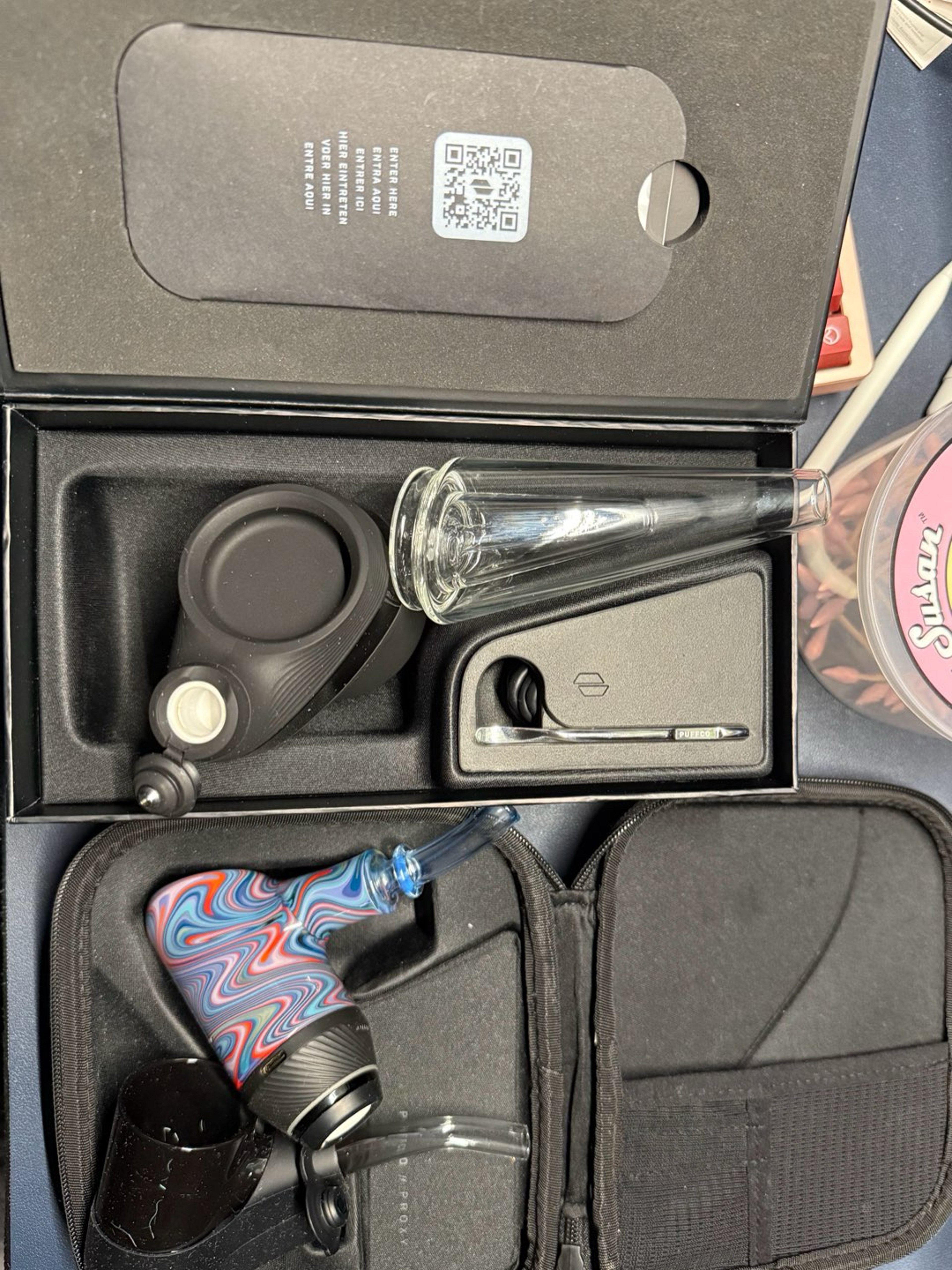 Preview pic of Puffco peak and proxy bundle with proxy lear glass