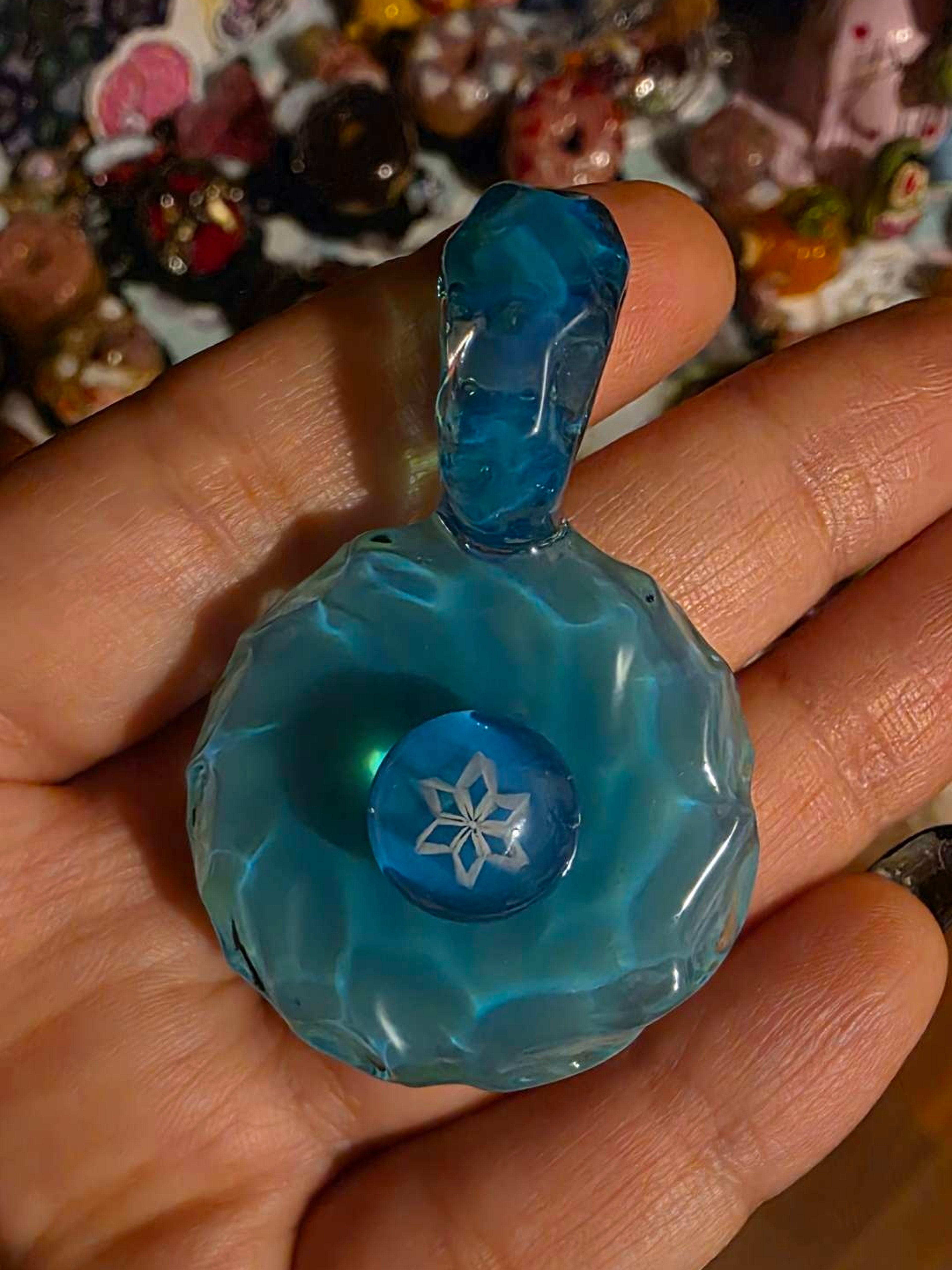 Preview pic of Chaka ice pendant