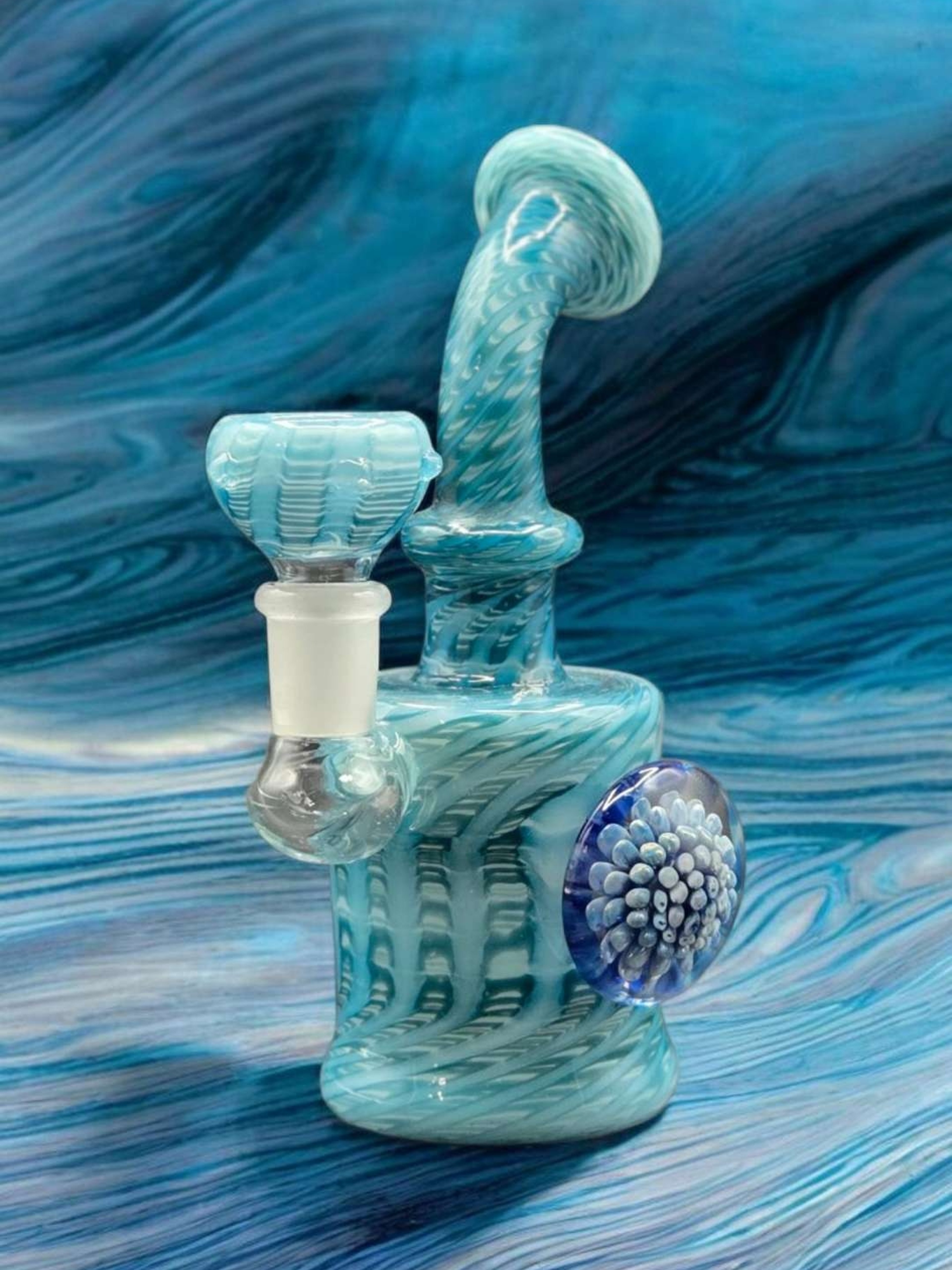 Blue swirl rig image 0