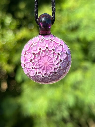 Preview pic of Olour Dotstack Pendant