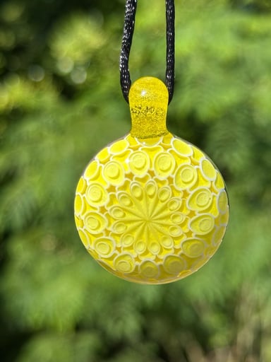 Preview pic of Olour Dotstack Pendant