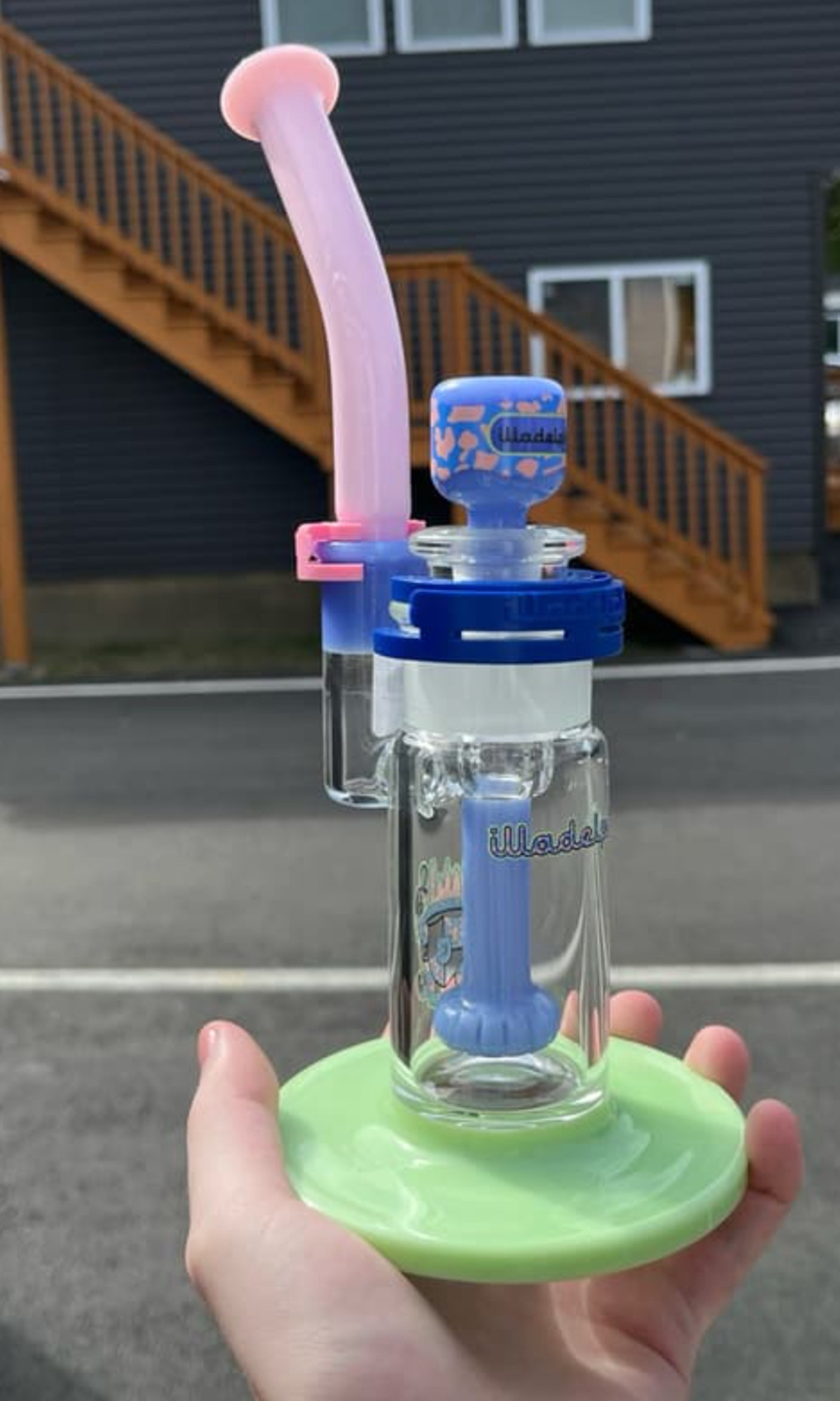 Preview pic of Illadelph South Beach Bubbler