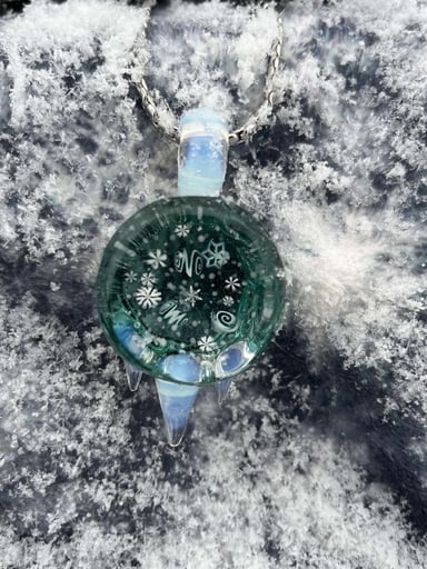 Preview pic of CHAKA GLASS AQUAMARINE BLIZZARD PENDANT w/ CHAIN