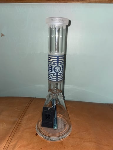 Preview pic of MILKYWAY GLASS detailed easy-clean beaker bong *BRAND NEW*