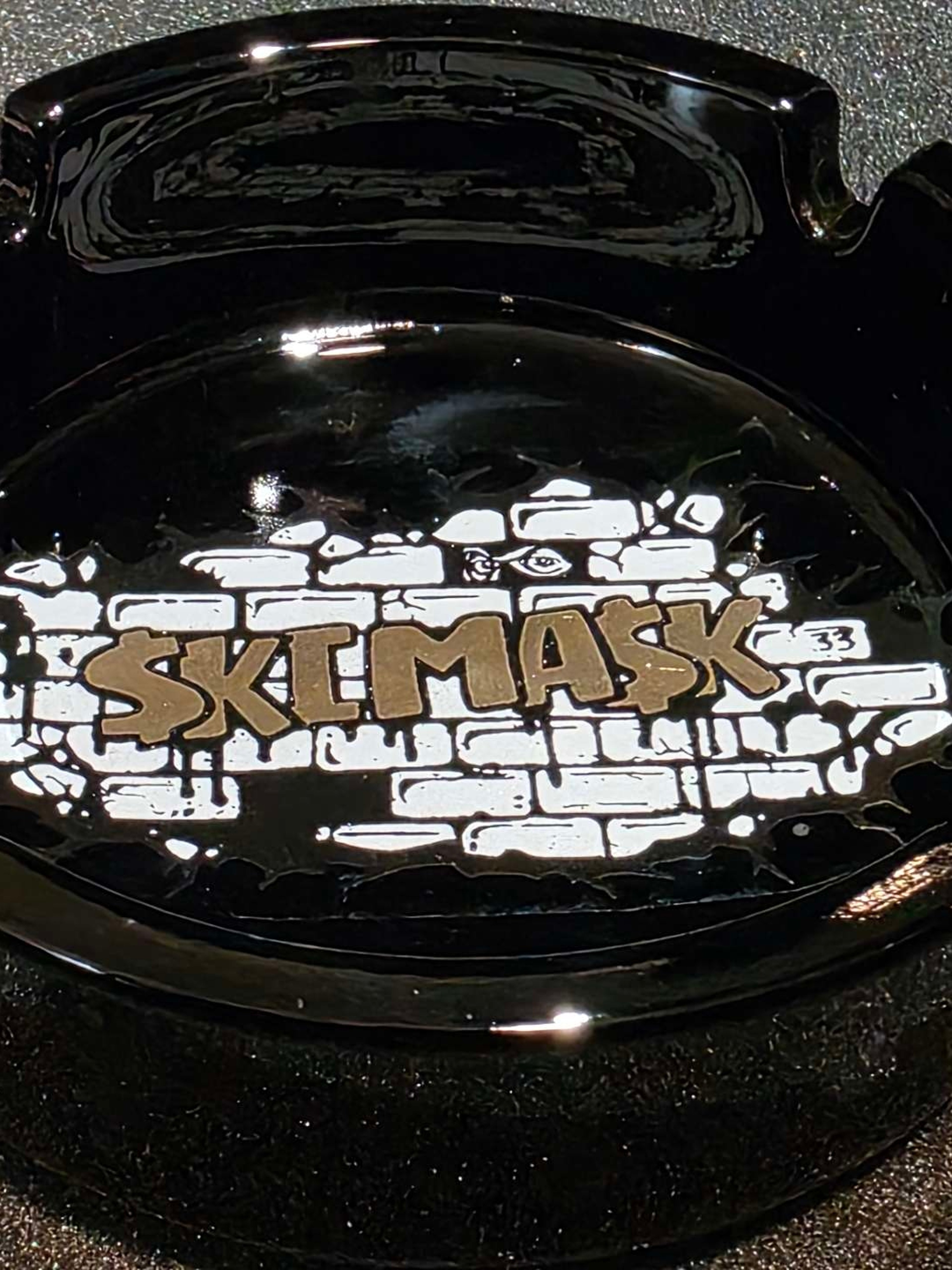 Preview pic of 6/33 Ski Mask Brick Tag Ashtray