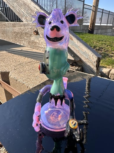 Preview pic of N.Dark Glass Alien with Grateful Dead beat costume