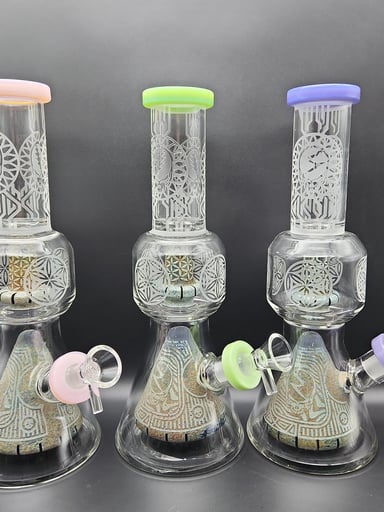 Preview pic of ETCHED STONE PYRAMID COLLINS BEAKER