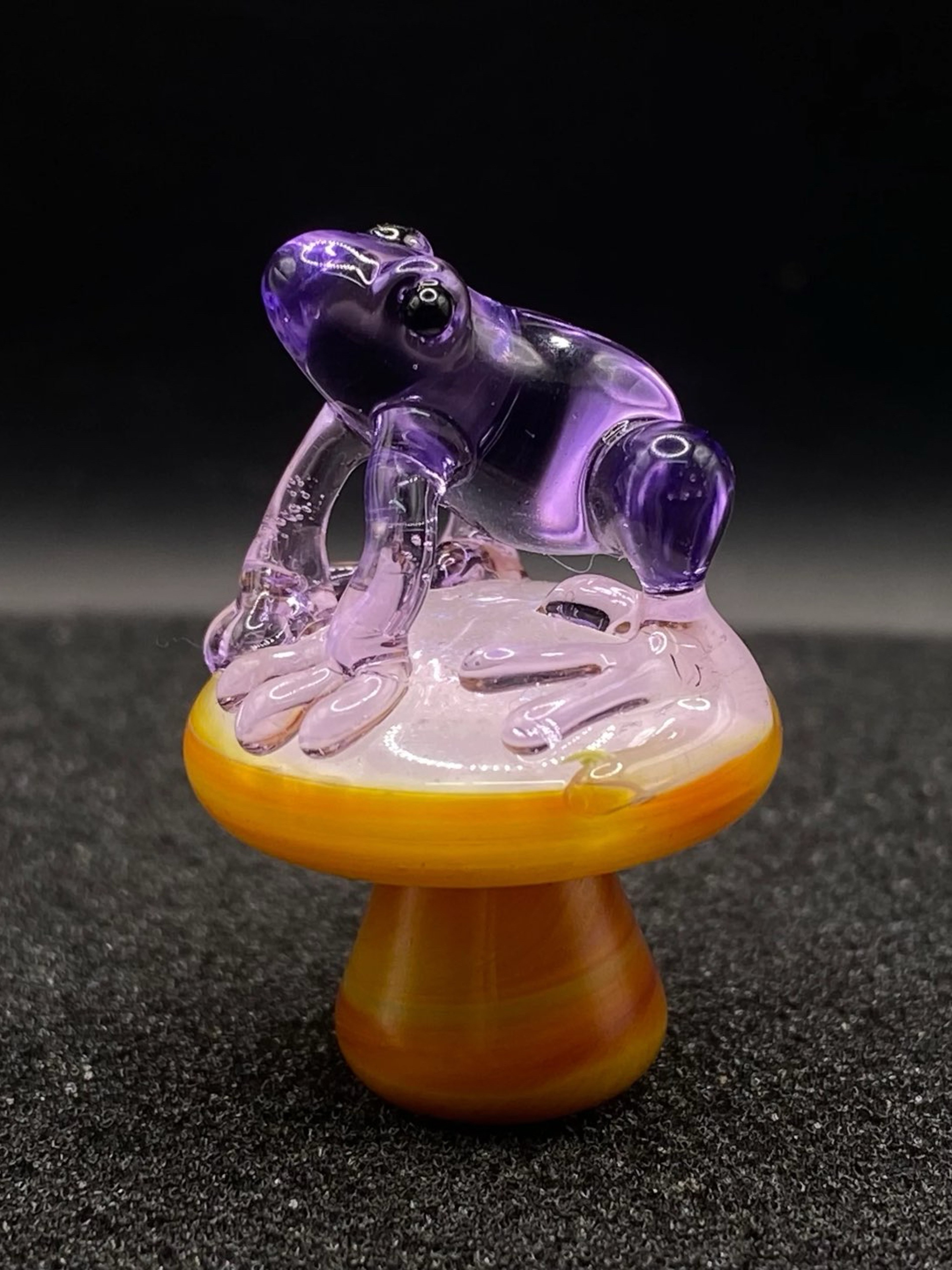 Preview pic of Frog Mushroom Plug Cap – Sculpted Topper for Terp Slurpers