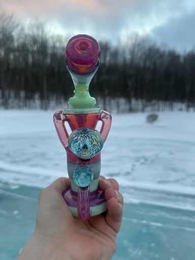 Preview pic of Trill glass dual uptake recycler