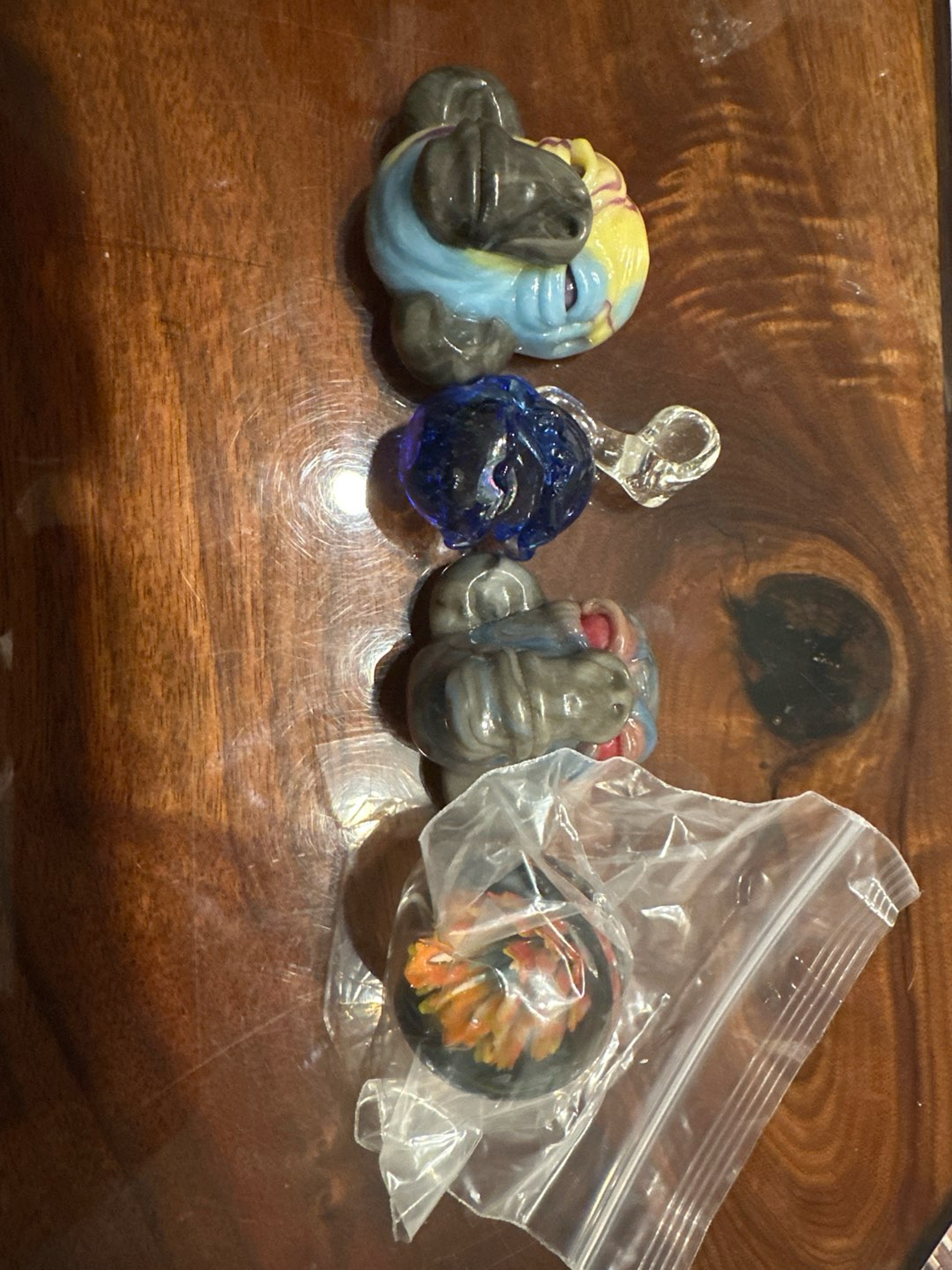 Preview pic of Glass lot 2 ancient apex 1 Stabby Joe clamshell 1 dlow marble