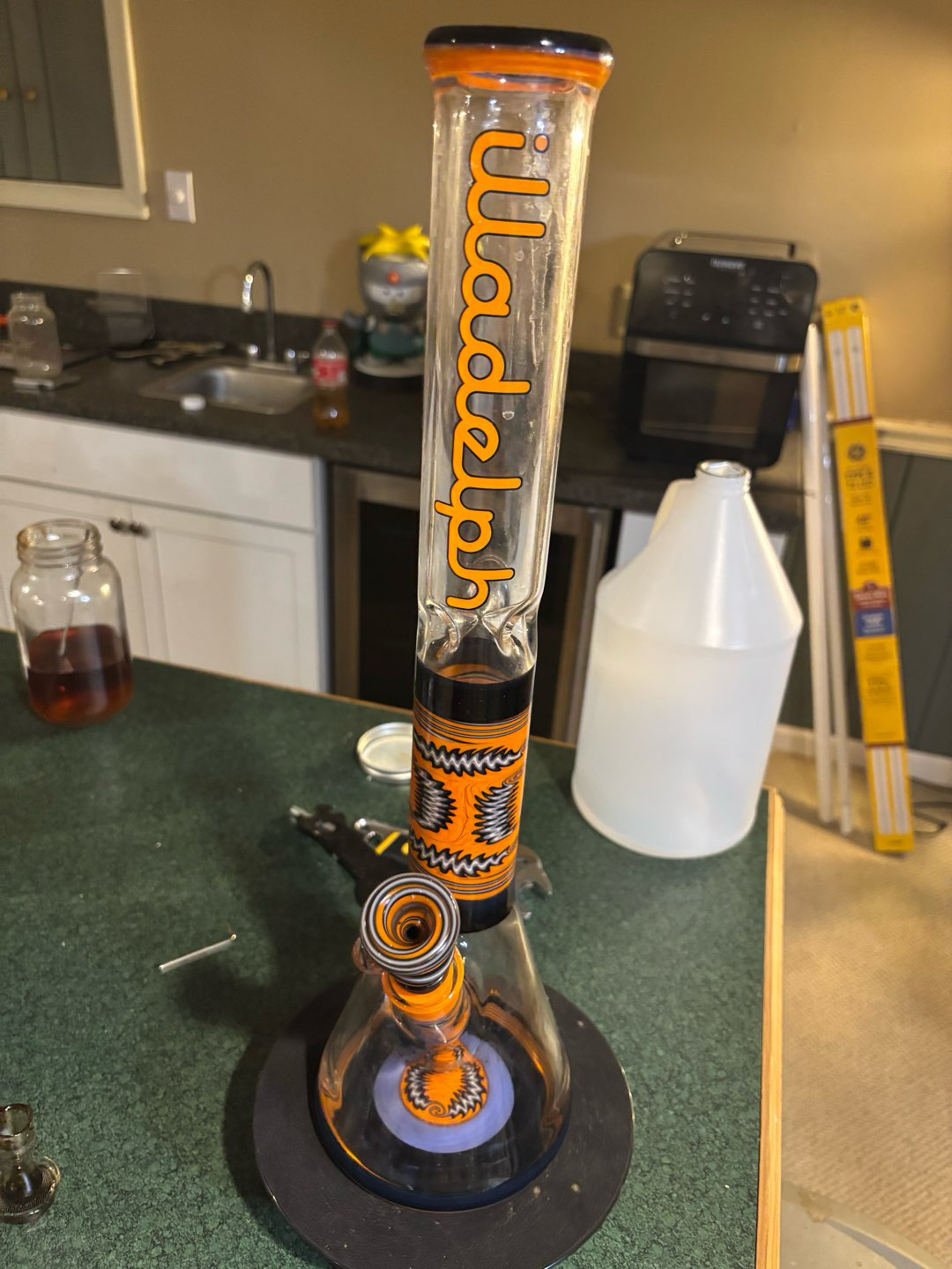 Preview pic of Worked orange Illadelph