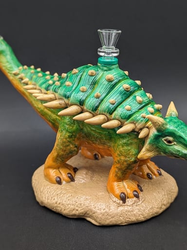 Preview pic of ANKYLOSAURUS DINOSAUR BONG - GLASS AND RESIN