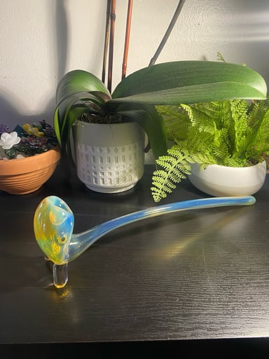 Preview pic of Gandalf Glass Pipe silver fumed