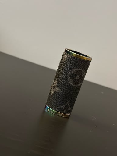 Preview pic of Etai Drori - Black w/Gray Louis Vuitton Lighter Sleeve