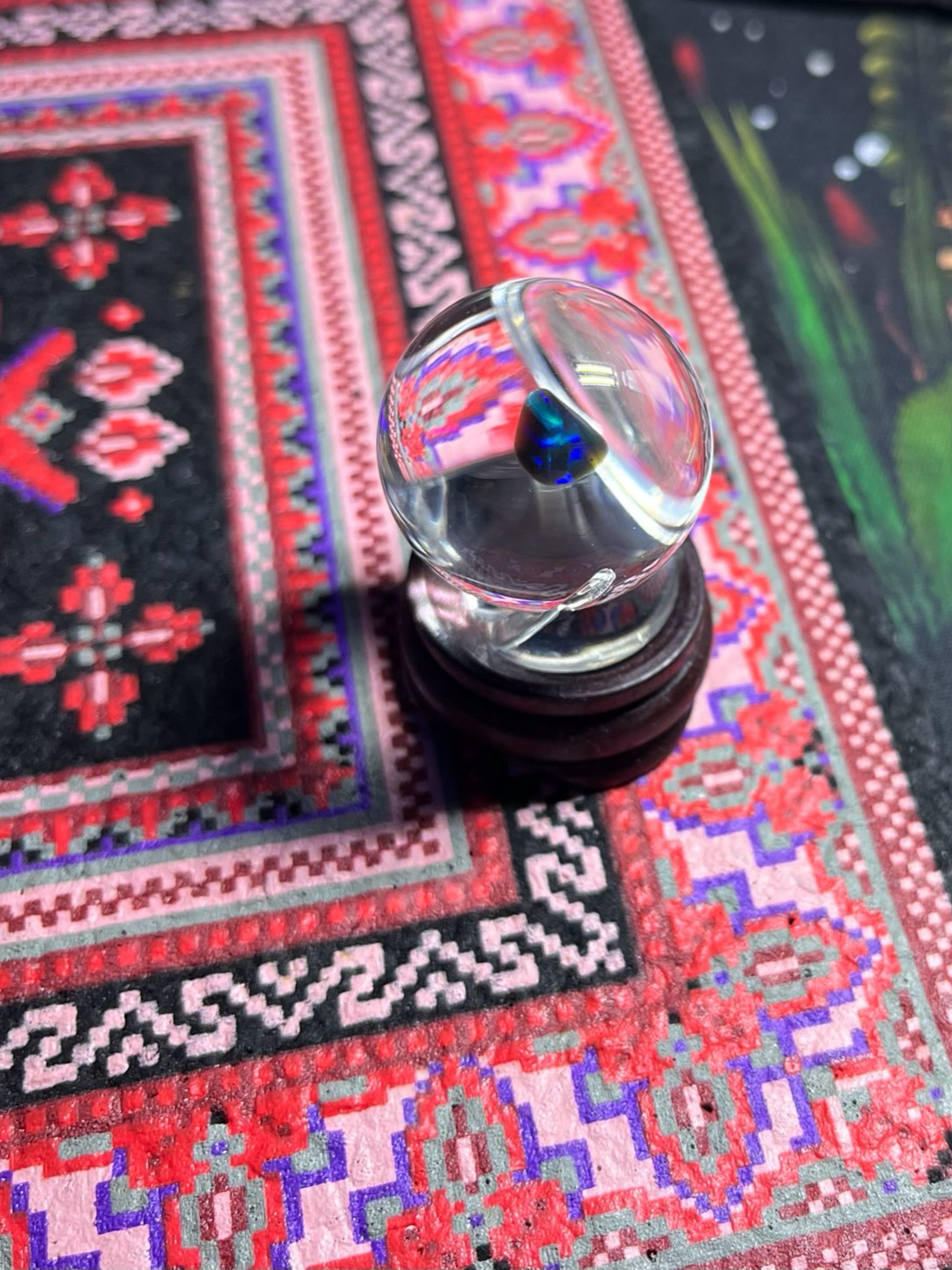 Preview pic of One Trick Pony spinner cap with encased fire opal