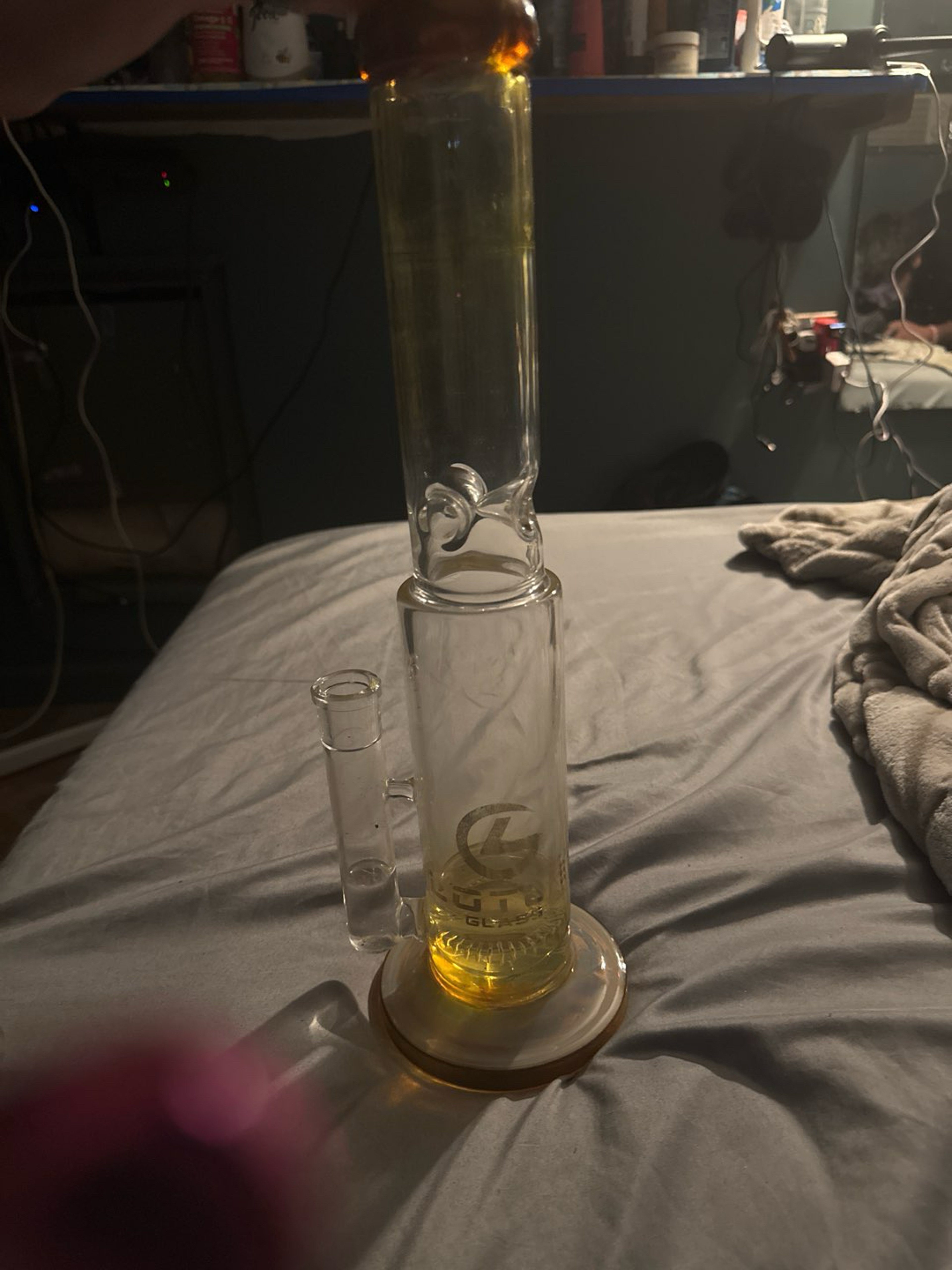 Preview pic of Lotus glass 15” straight tube w\ ice pinch