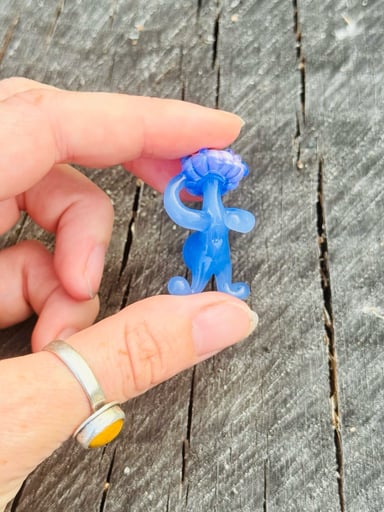 Preview pic of Dancing fungi pendant