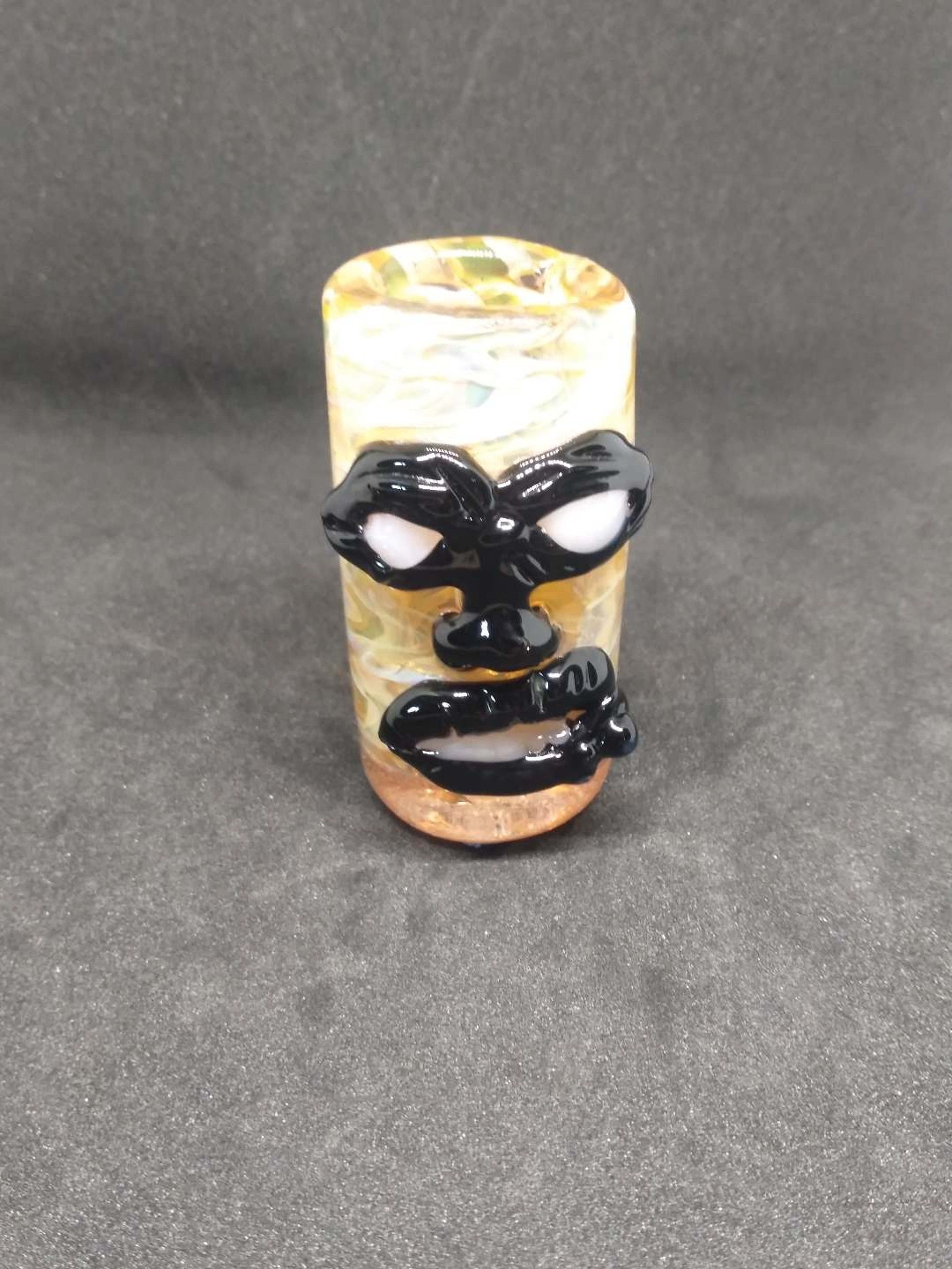 Preview pic of Sculpted face shot glass